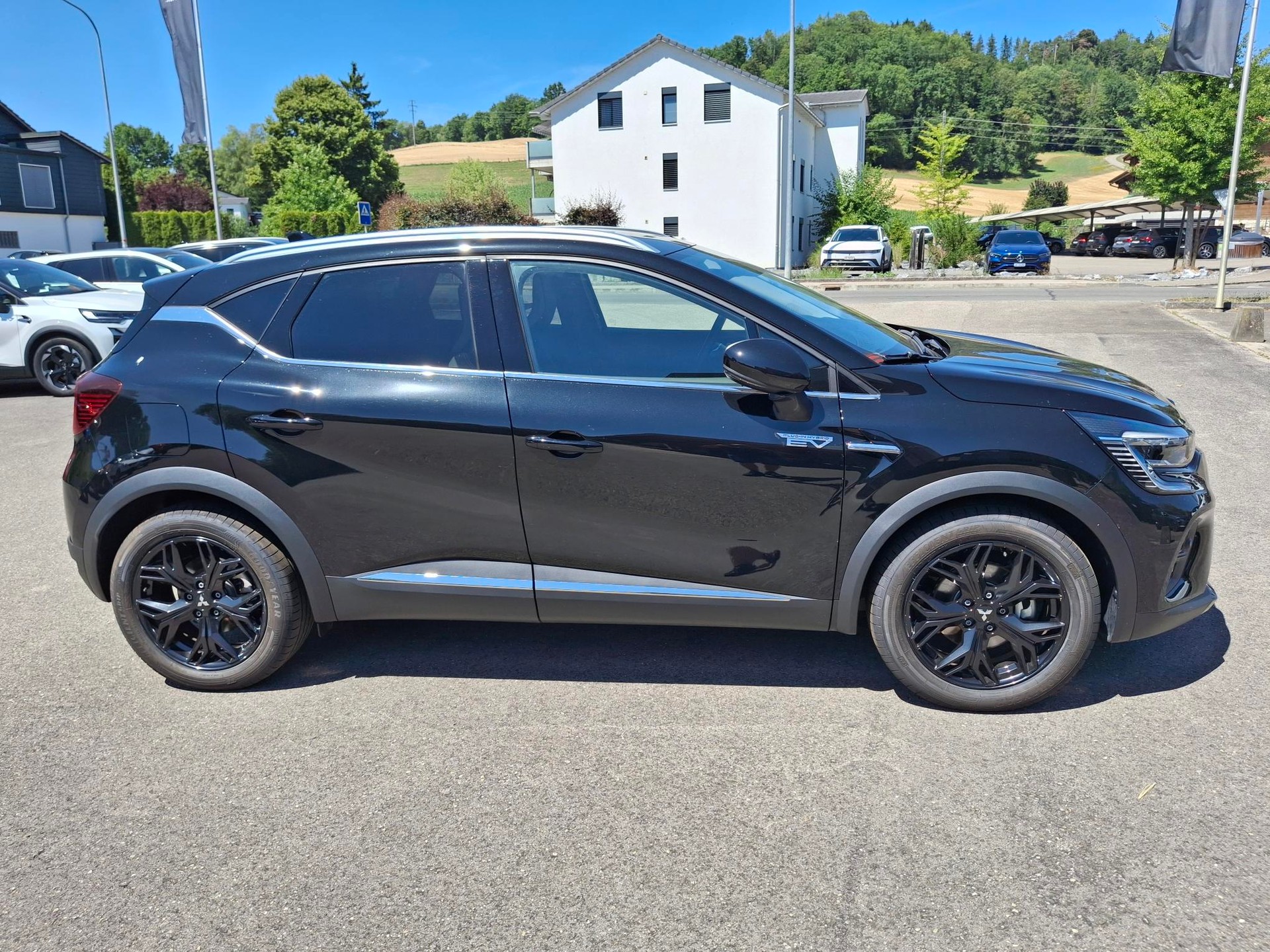 MITSUBISHI ASX 1.6 PHEV Intense-image-2