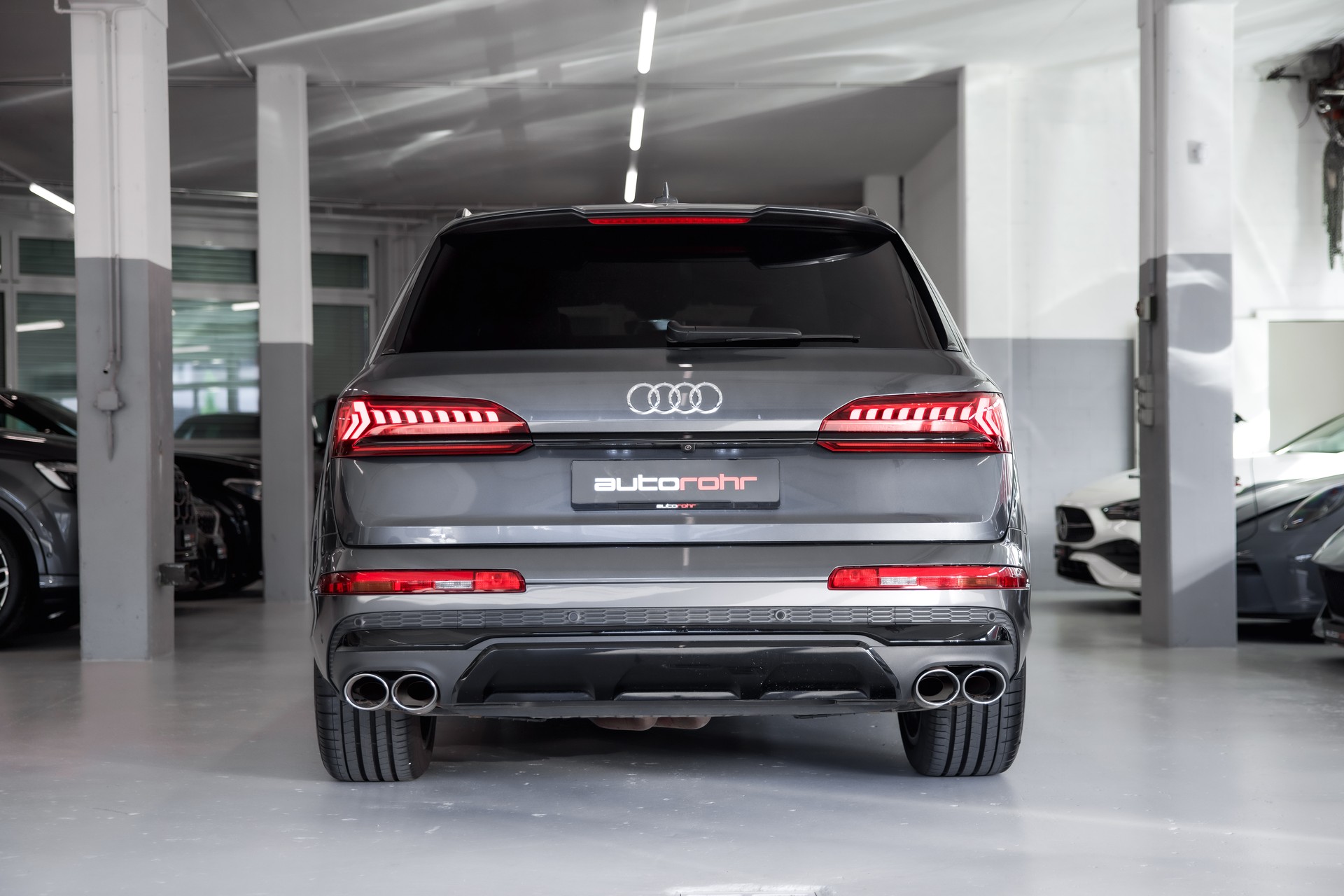 AUDI SQ7 TFSI quattro tiptronic-image-5