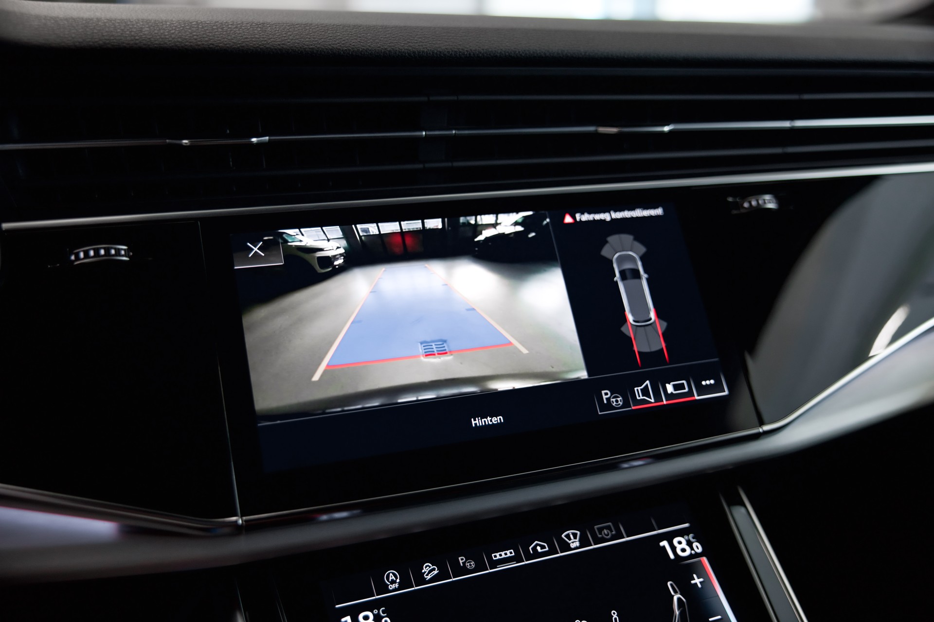 AUDI SQ7 TFSI quattro tiptronic-image-34