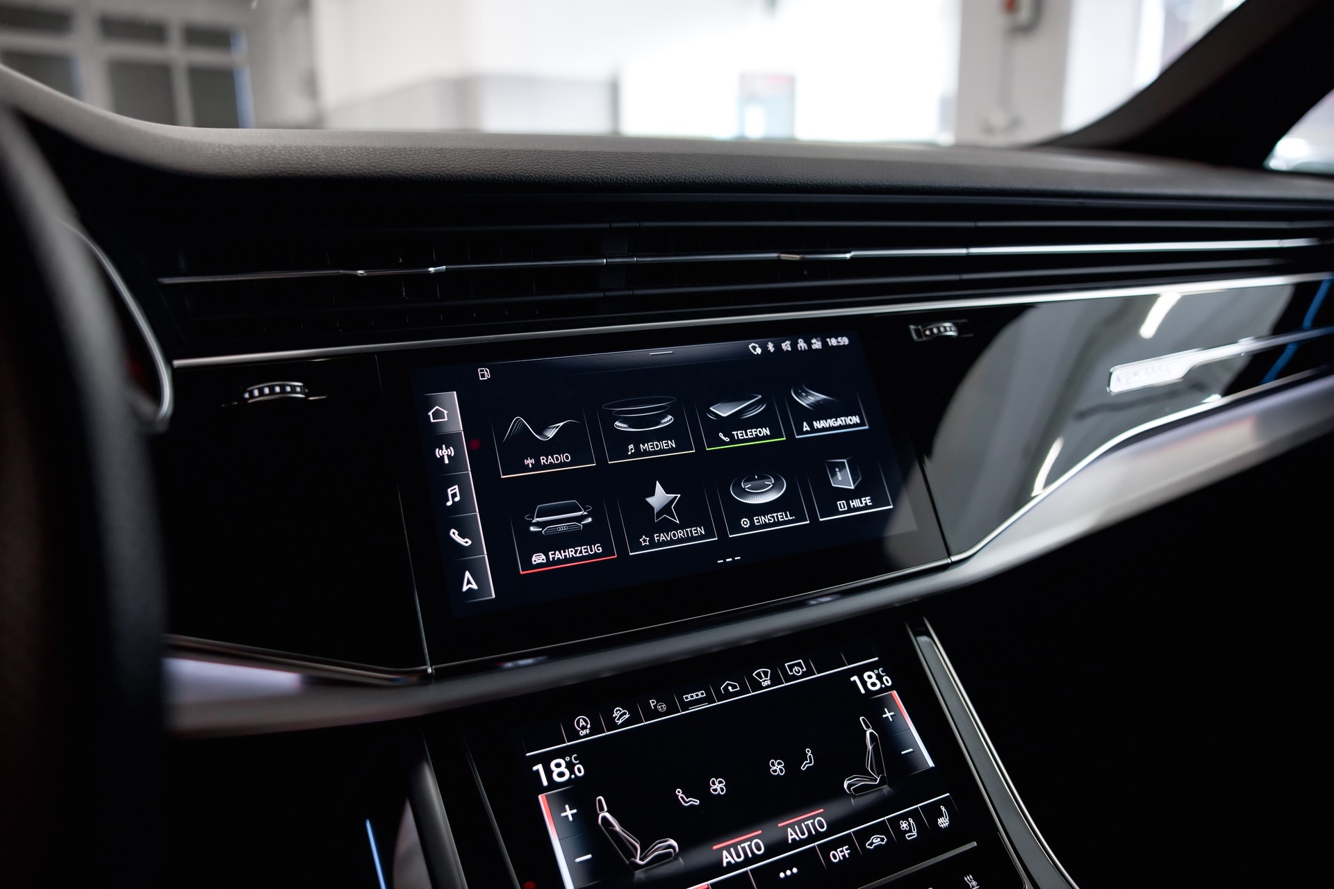 AUDI SQ7 TFSI quattro tiptronic-image-31