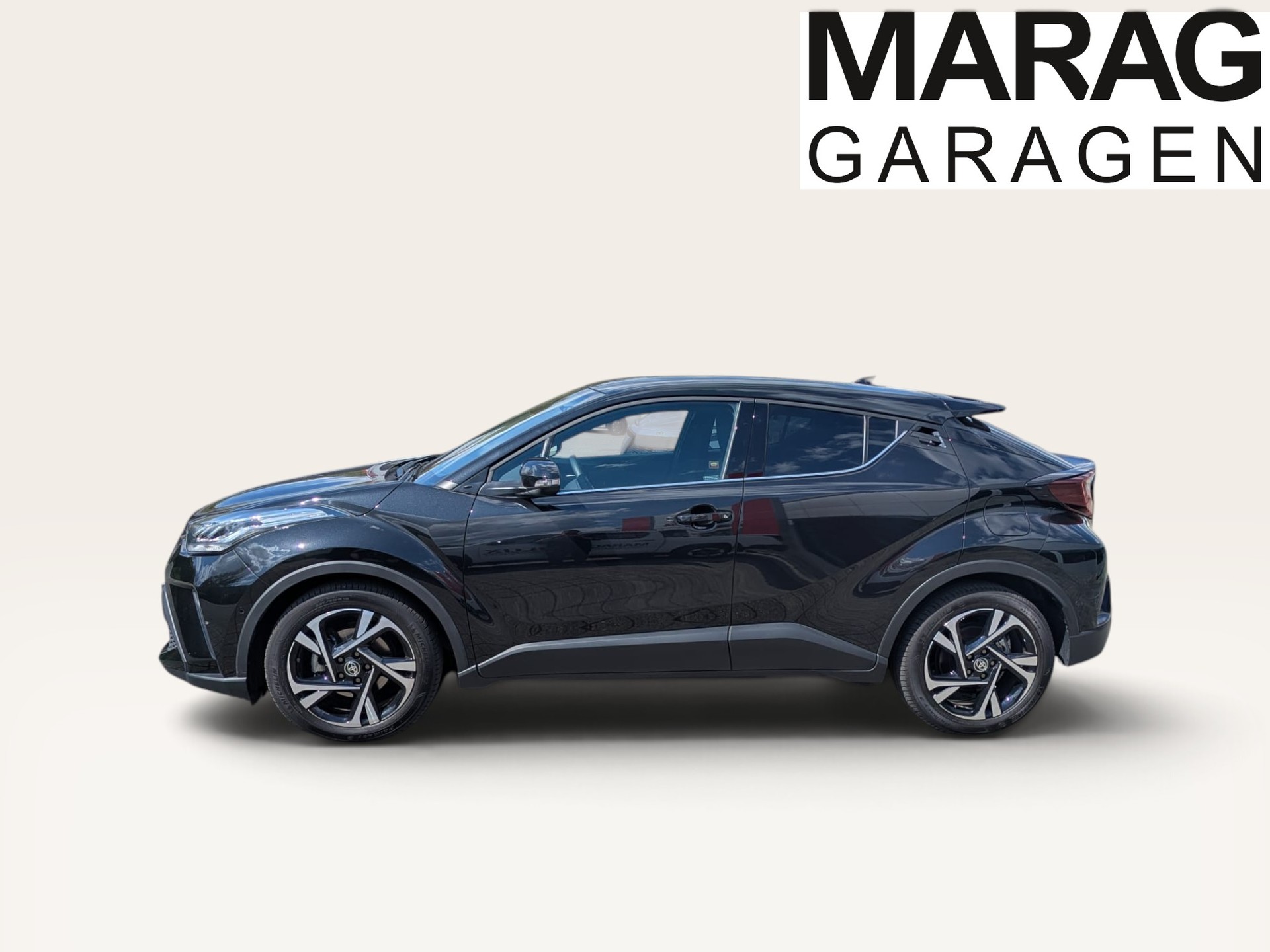 TOYOTA C-HR 2.0 HSD CVT Trend-image-2