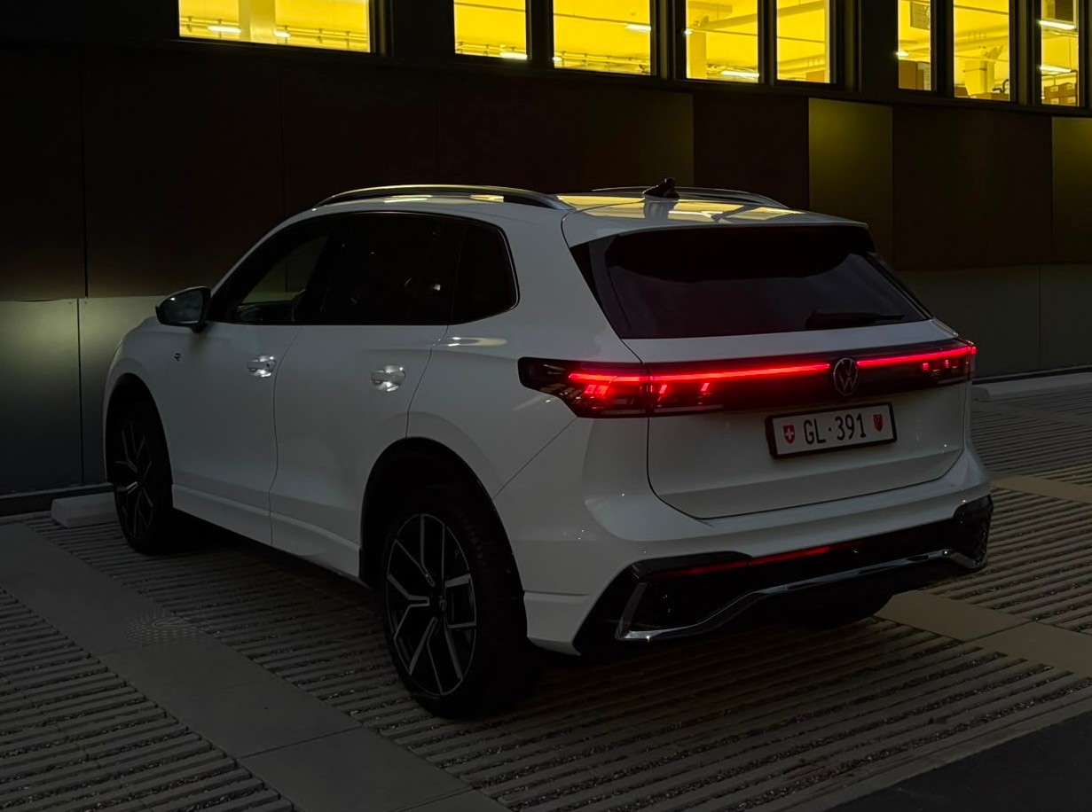 VW 2.0 TDI SCR R-Line DSG 4motion-image-3