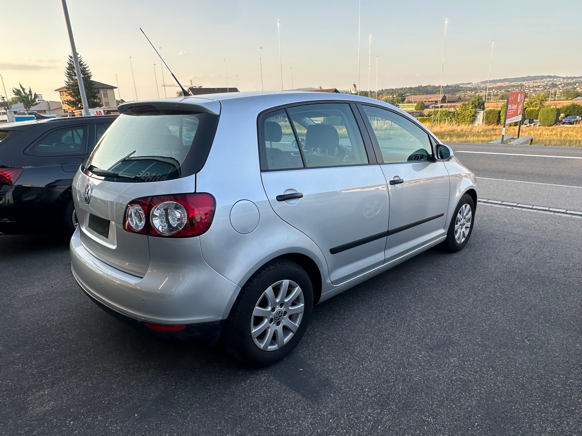VW Golf Plus 2.0 FSI Comfortline-image-4
