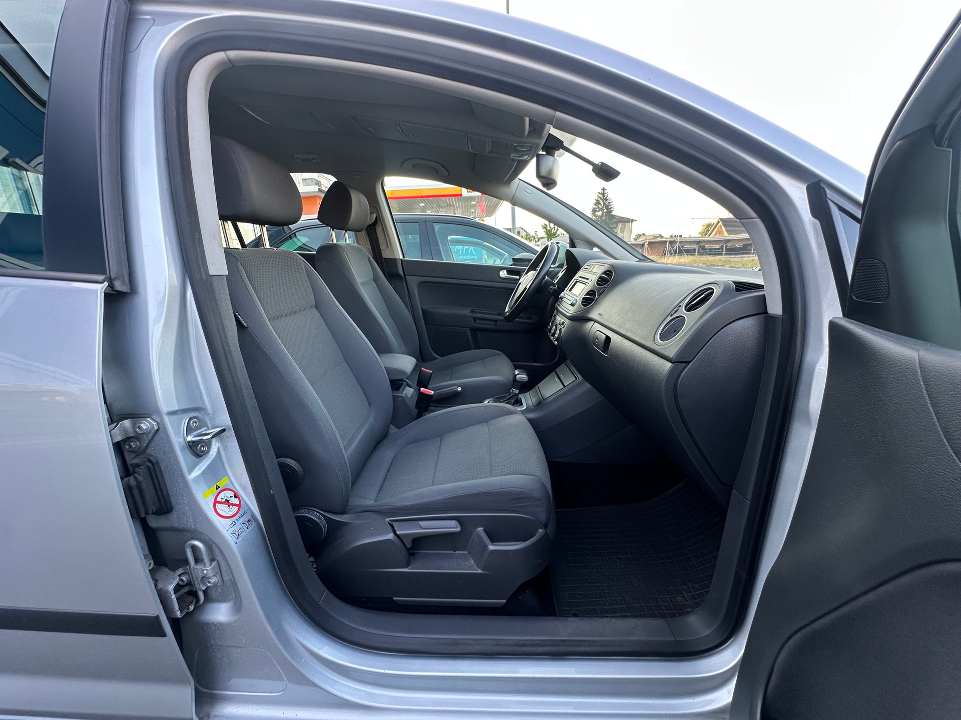 VW Golf Plus 2.0 FSI Comfortline-image-6