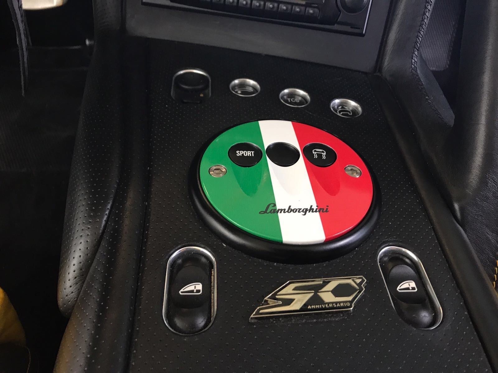 LAMBORGHINI ROADSTER - V12 - 6.2 Liter - 580 PS-image-1