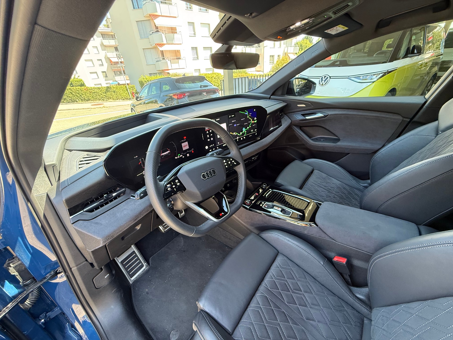 AUDI SQ6 Sportback e-tron quattro-image-4