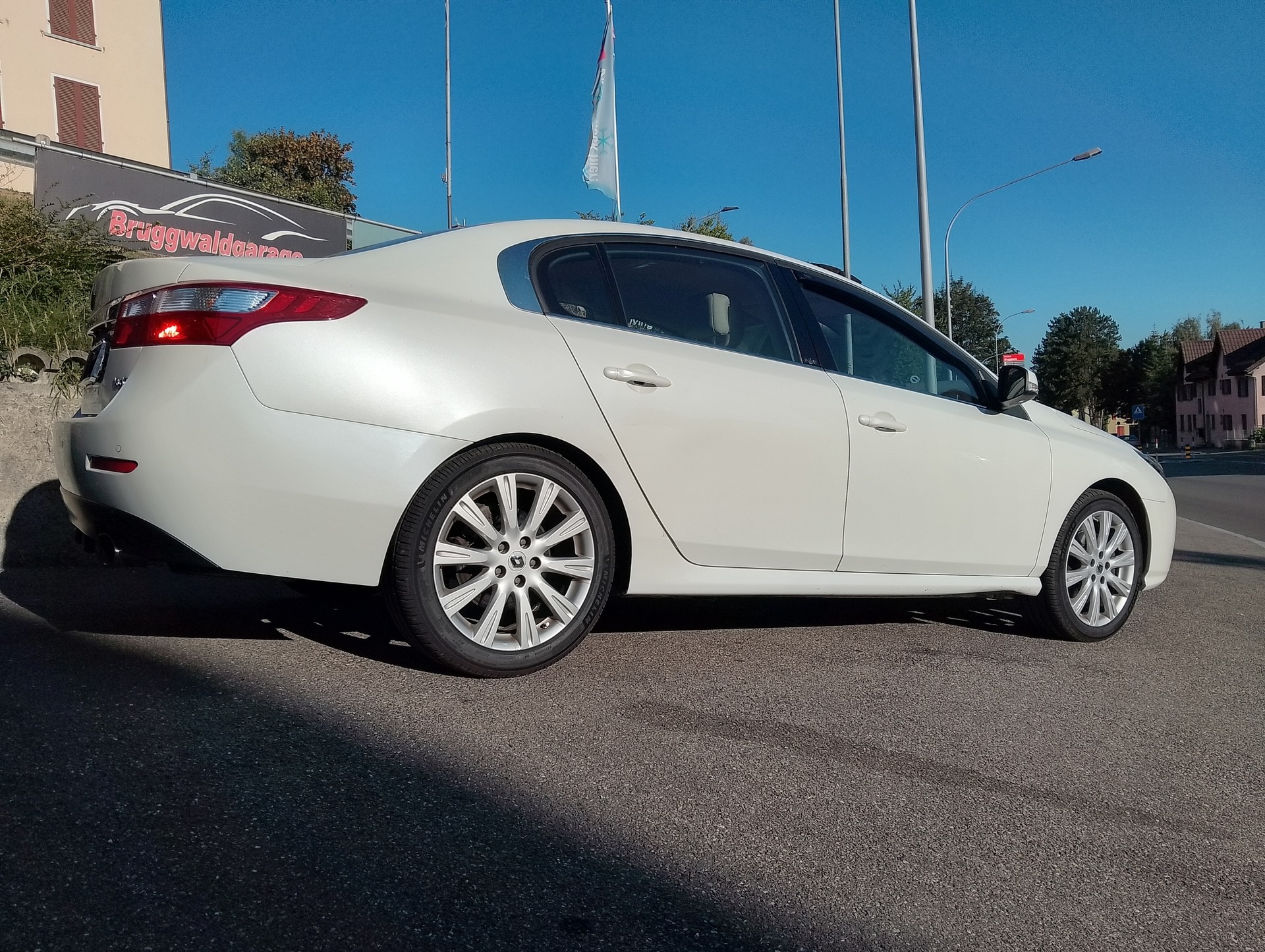 RENAULT Latitude 3.0 dCi Initiale active-shift-image-7