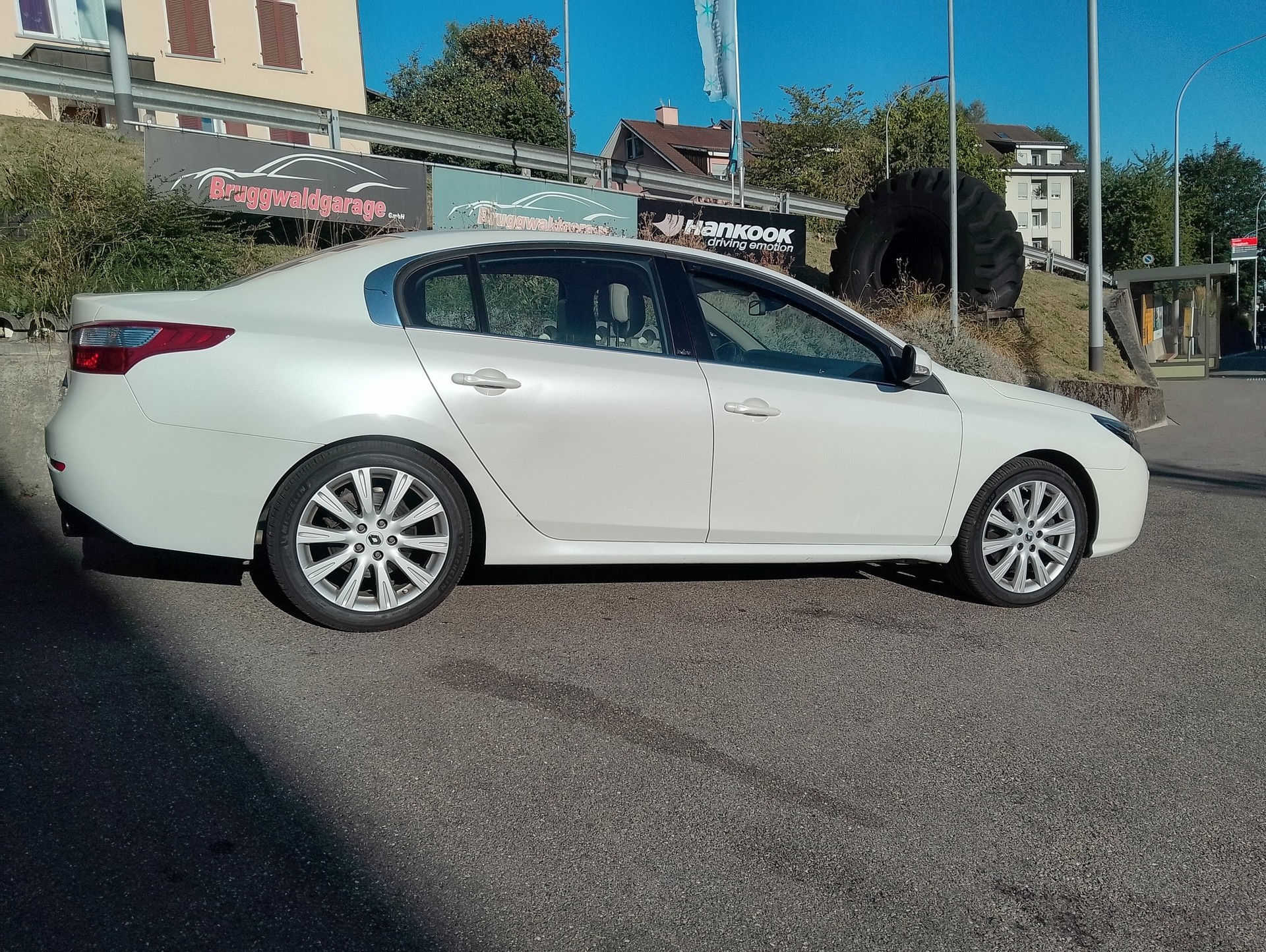 RENAULT Latitude 3.0 dCi Initiale active-shift-image-5