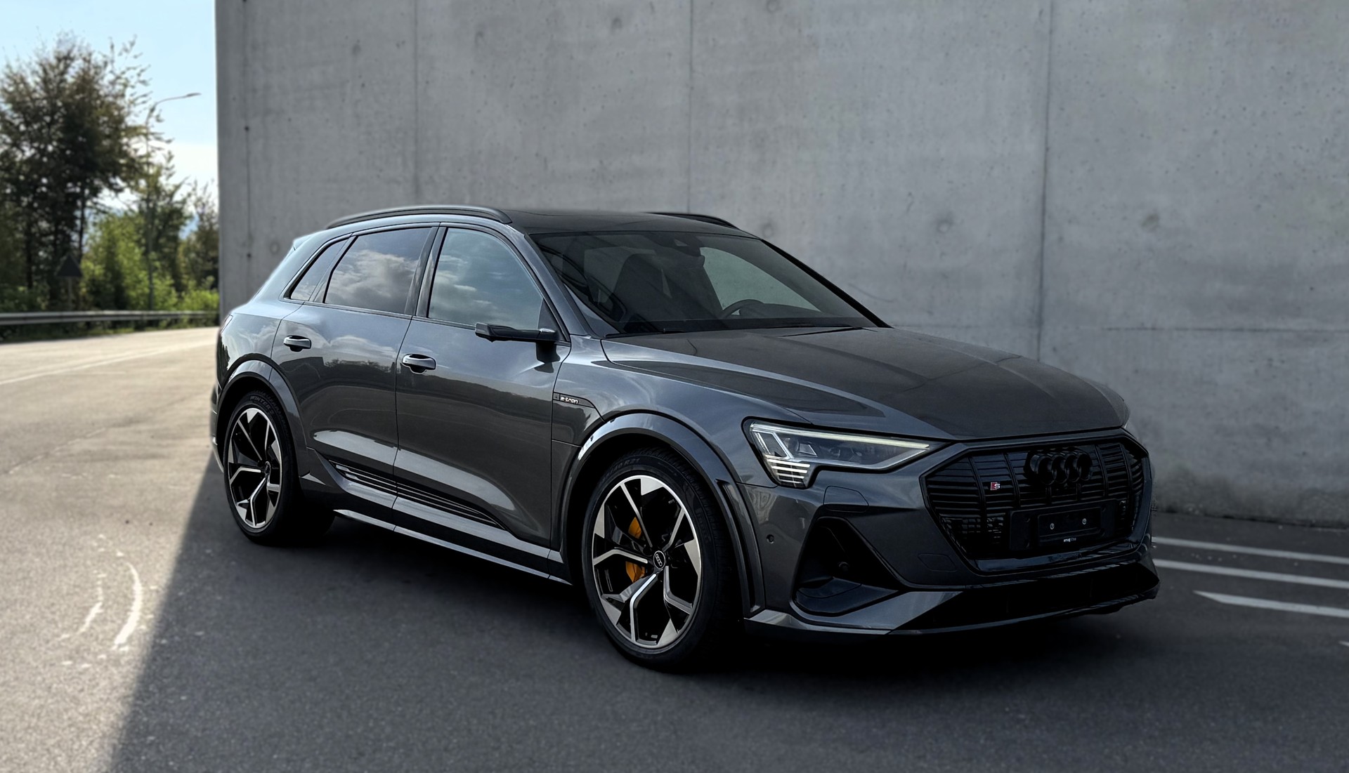 AUDI e-tron S quattro Sehr gepflegt | 8J/160.000km Garantie auf die H-Li-I-Batterie | Gratis Service-image-15