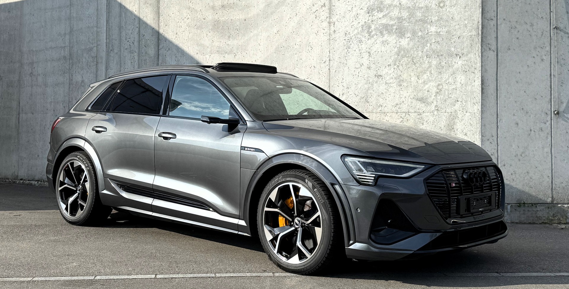 AUDI e-tron S quattro Sehr gepflegt | 8J/160.000km Garantie auf die H-Li-I-Batterie | Gratis Service-image-11