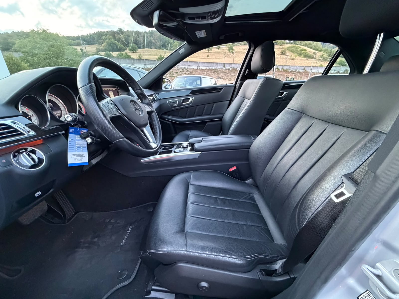 MERCEDES-BENZ E 250 CDI Avantgarde 4Matic 7G-Tronic-image-8