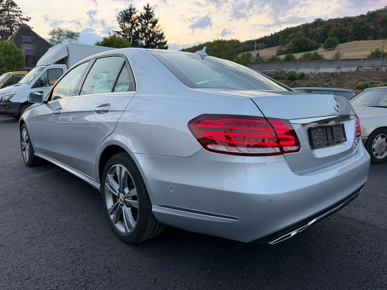 MERCEDES-BENZ E 250 CDI Avantgarde 4Matic 7G-Tronic-showroom-element-2