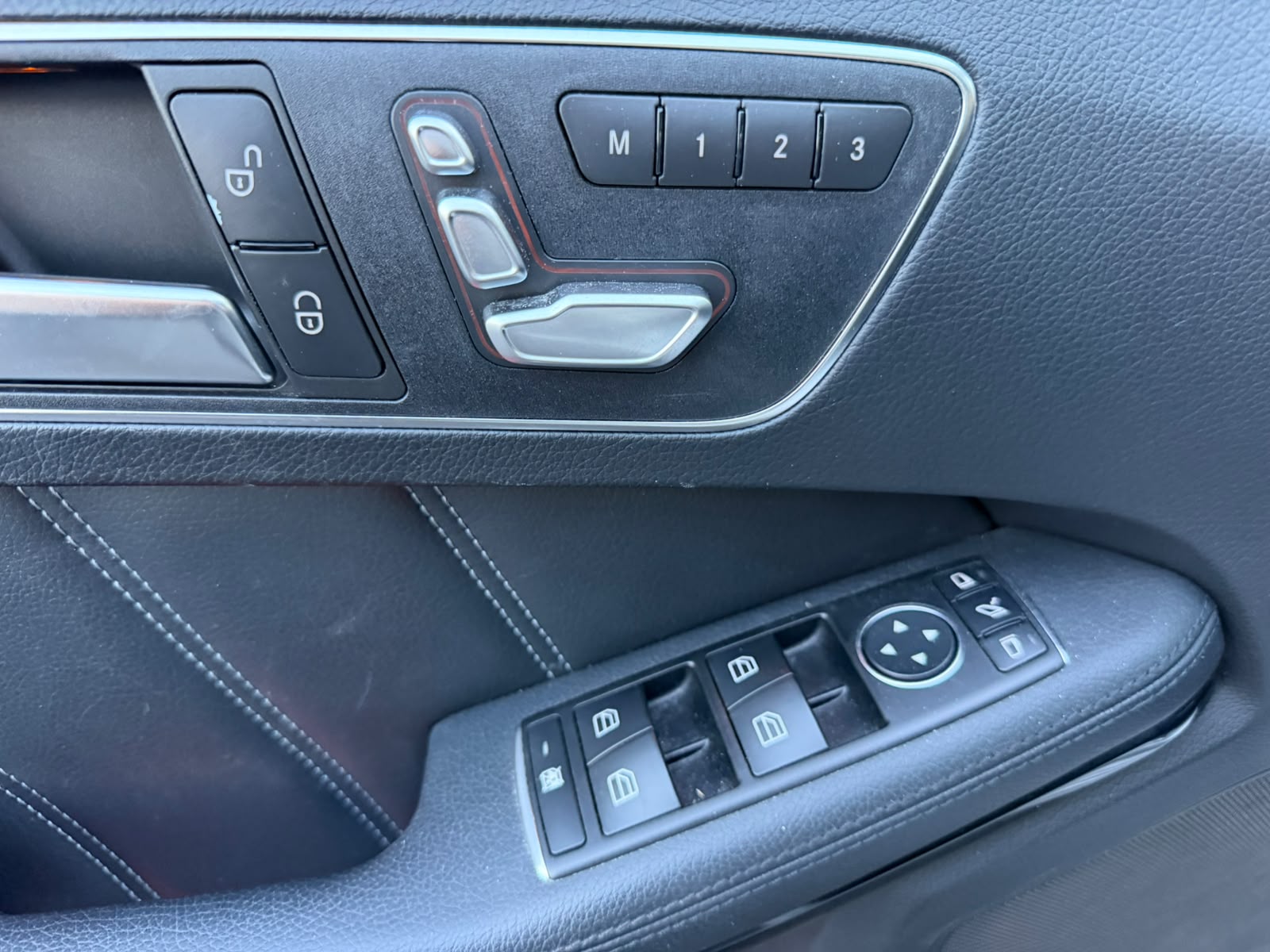 MERCEDES-BENZ E 250 CDI Avantgarde 4Matic 7G-Tronic-image-9