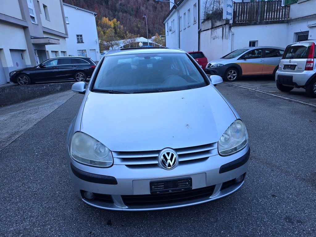 VW Golf 2.0 TDI Comfortline 4Motion-image-1