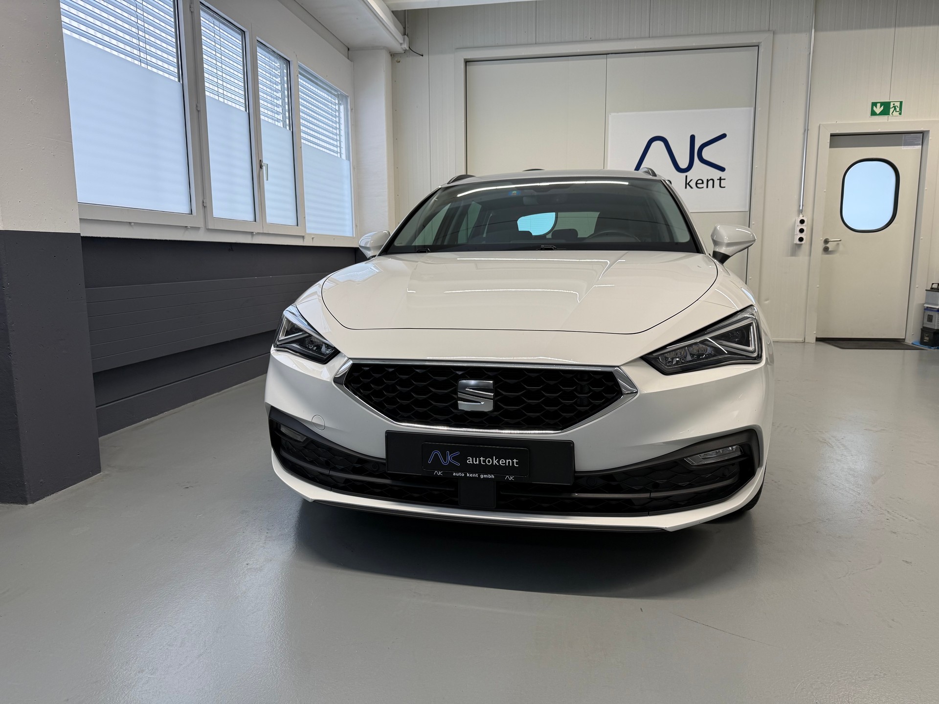 SEAT Leon ST 2.0 TDI EVO DSG Style-image-1