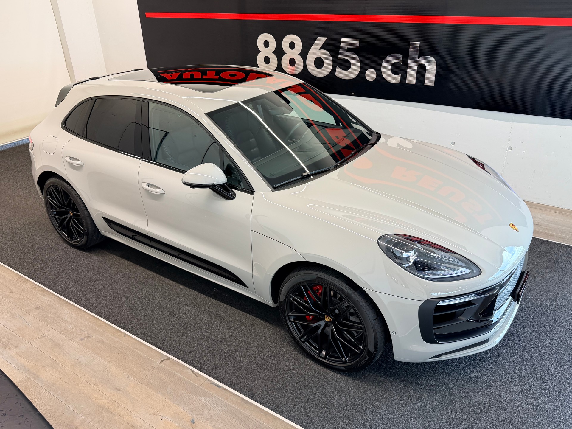 PORSCHE Macan GTS PDK-image-5