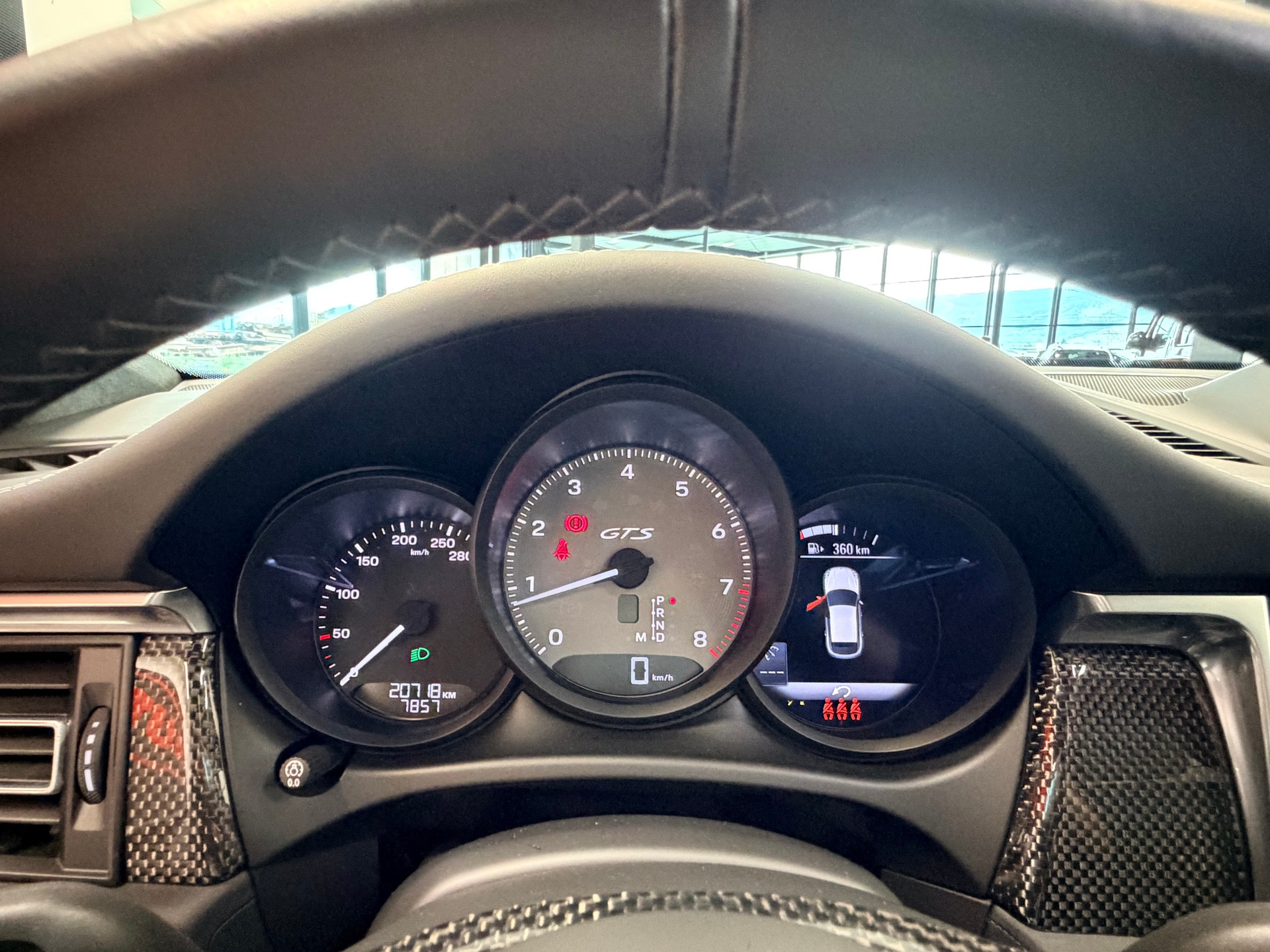 PORSCHE Macan GTS PDK-image-30