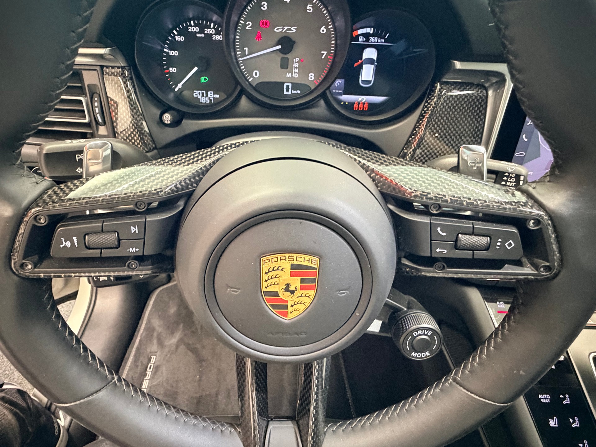 PORSCHE Macan GTS PDK-image-29
