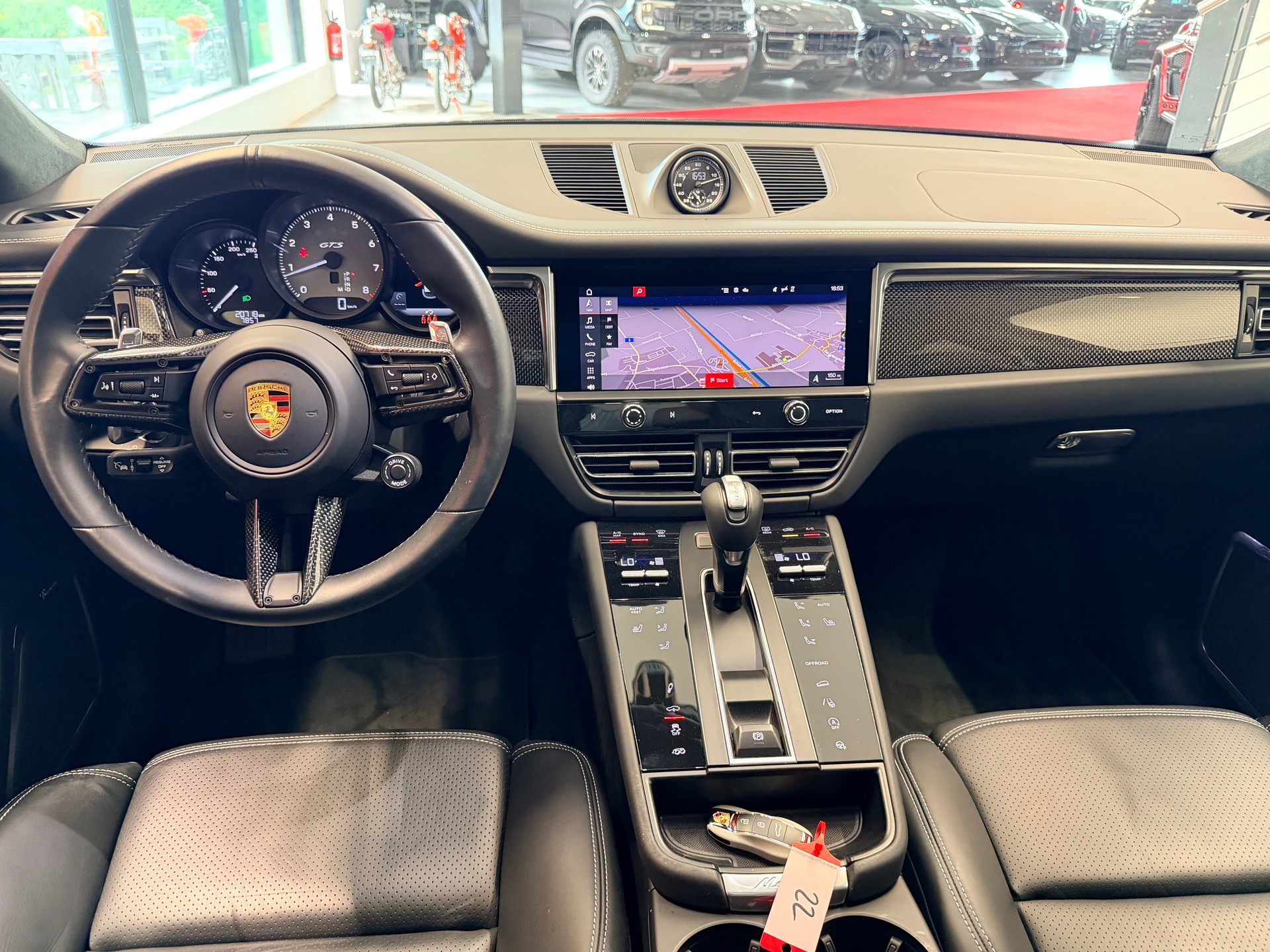 PORSCHE Macan GTS PDK-image-19