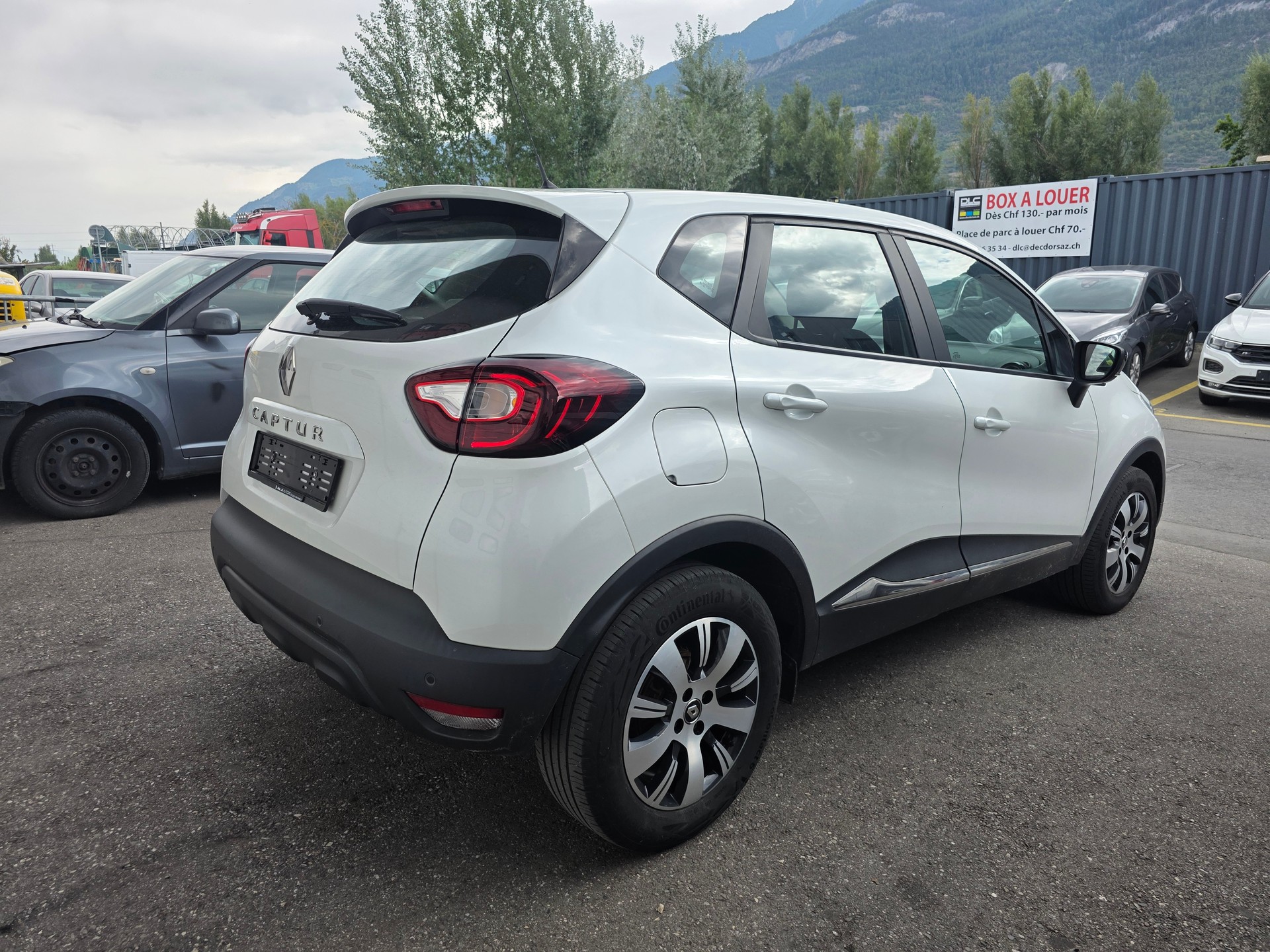 RENAULT Captur 0.9 12V Zen-image-3