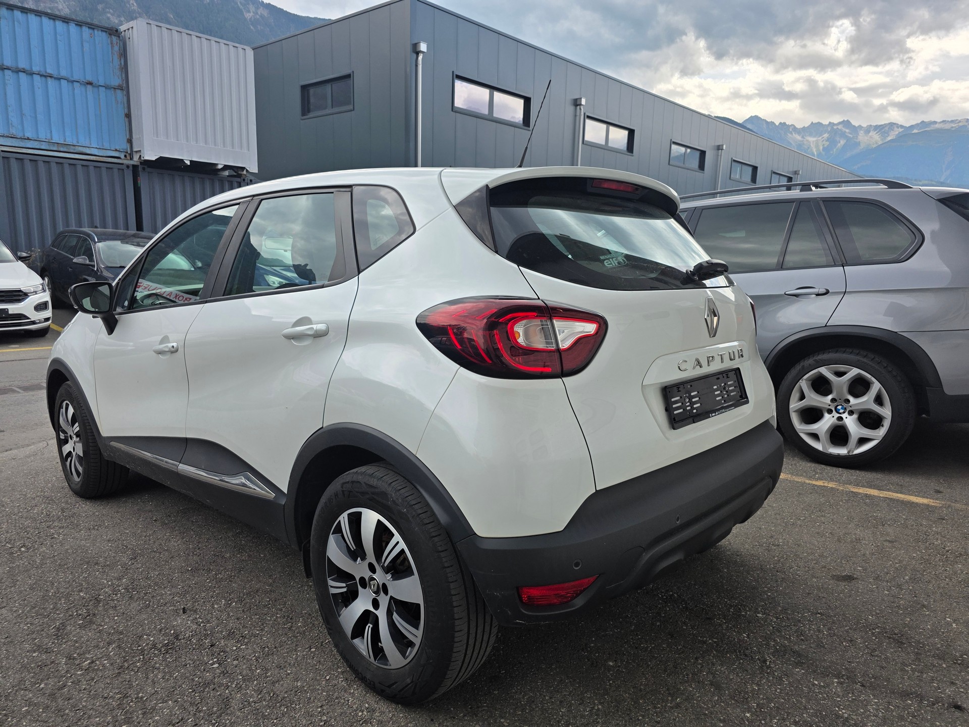 RENAULT Captur 0.9 12V Zen-image-2