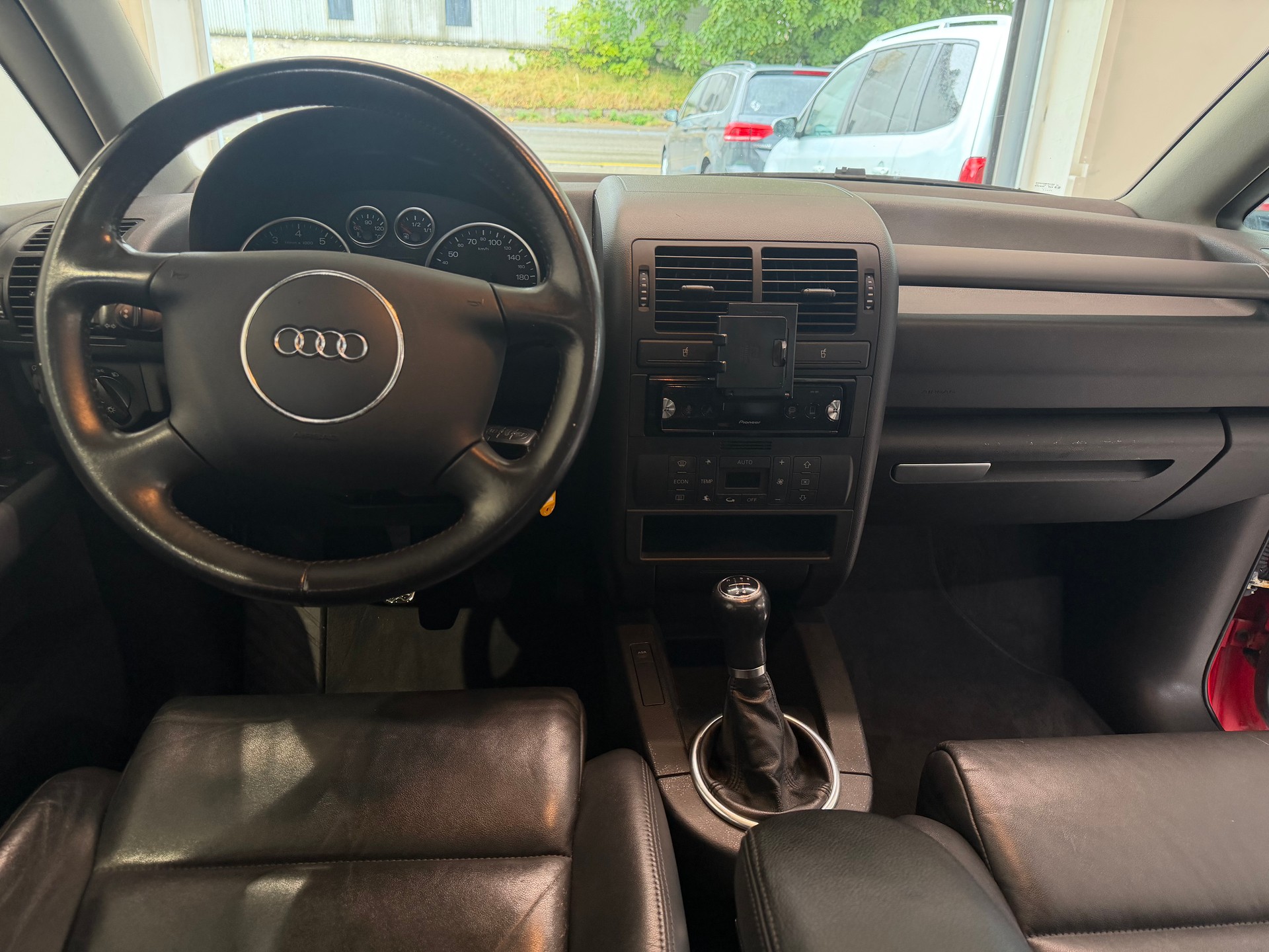AUDI A2 1.6 FSI-image-7