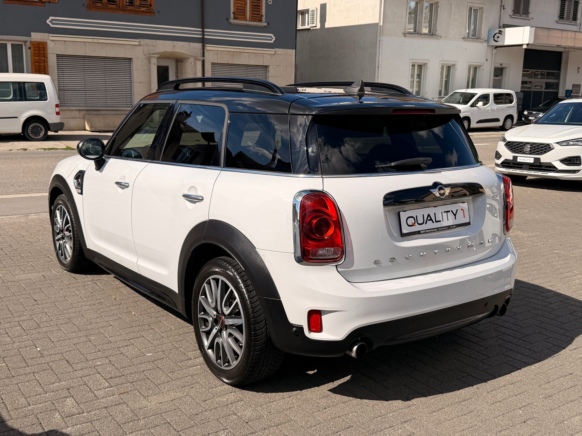 MINI Countryman S John Works ALL4-image-8