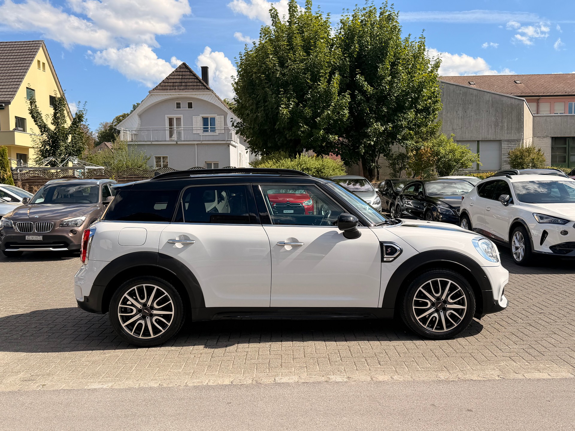 MINI Countryman S John Works ALL4-image-4