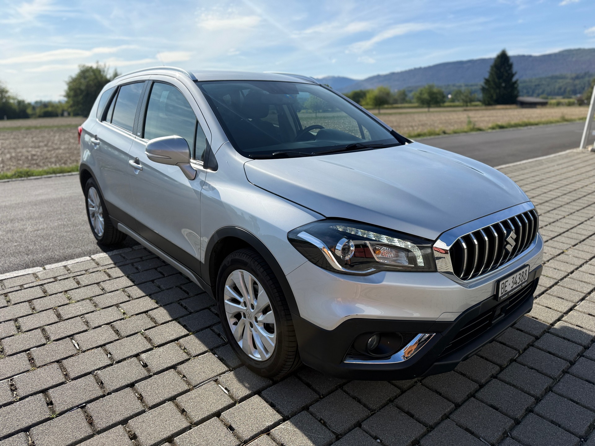 SUZUKI SX4 S-Cross 1.4 16V Generation Top Hybrid 4WD Automatic-image-2