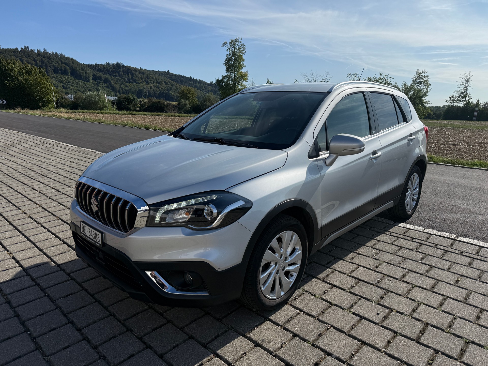 SUZUKI SX4 S-Cross 1.4 16V Generation Top Hybrid 4WD Automatic-image-1