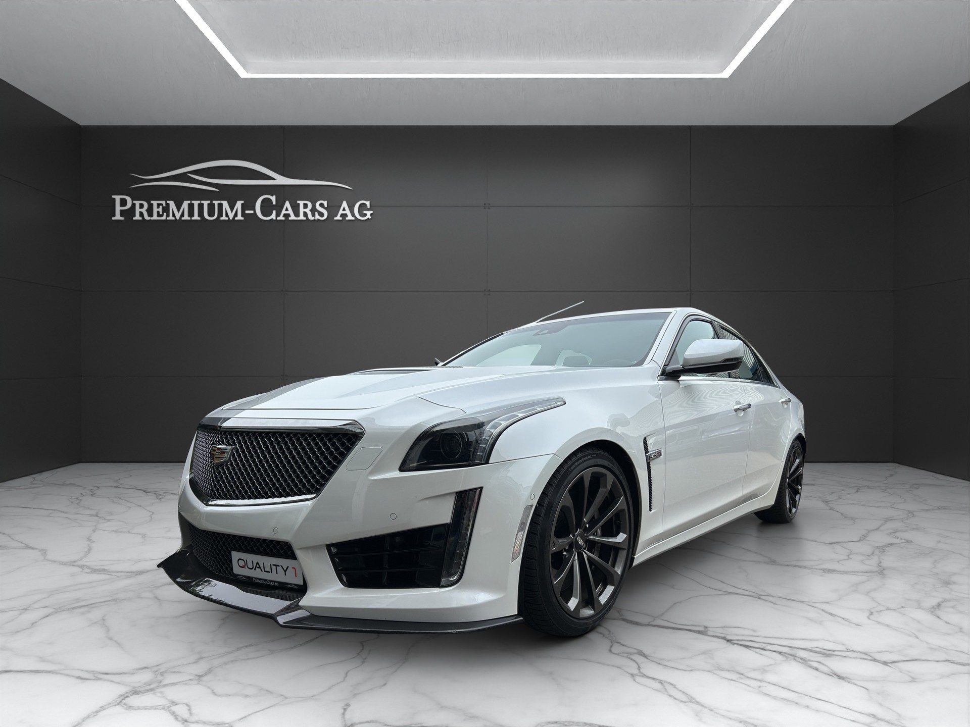 CADILLAC CTS-V Sedan 6.2 Supercharged Automatic-image-1