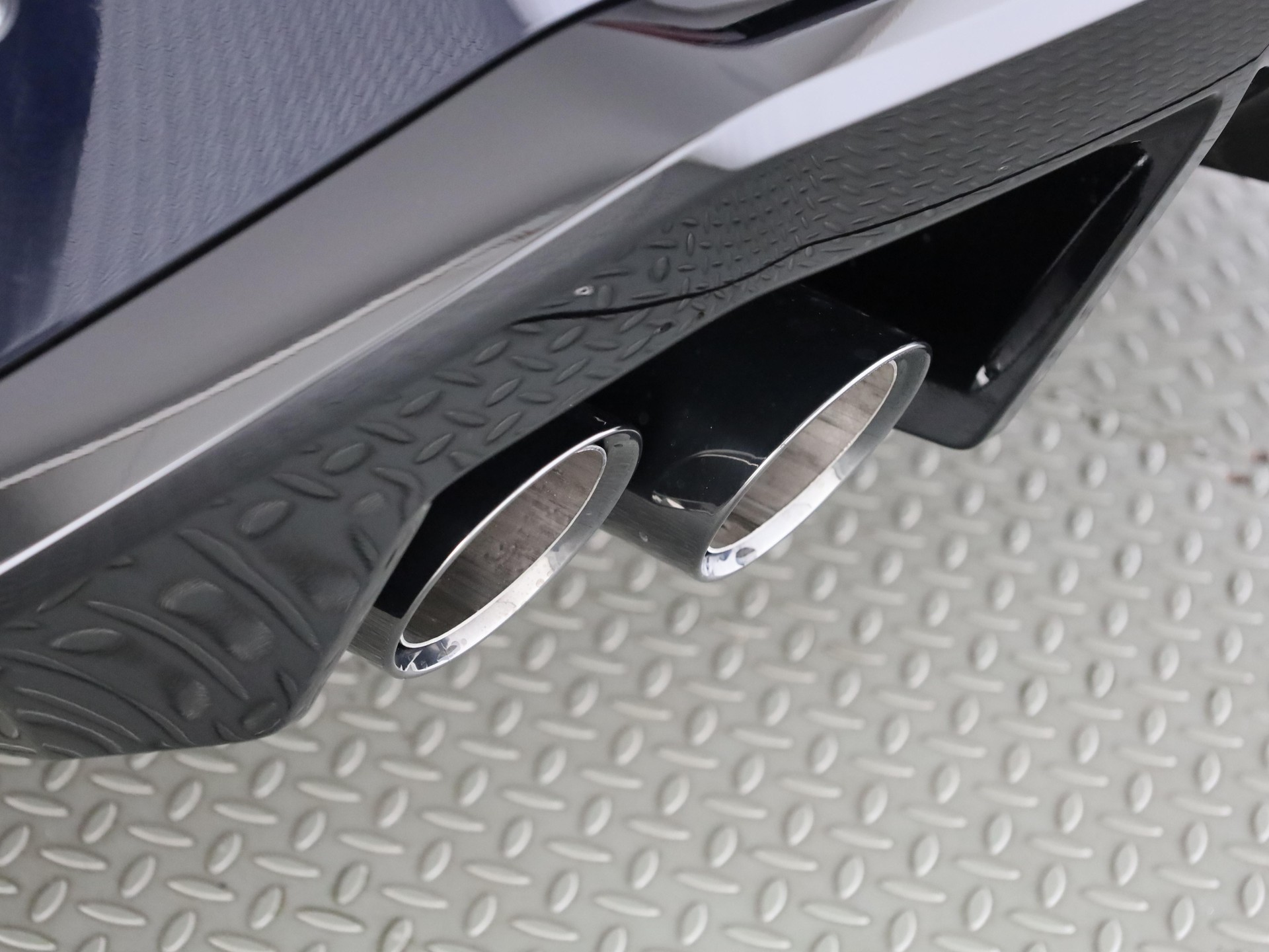 BMW M5 xDrive-image-6