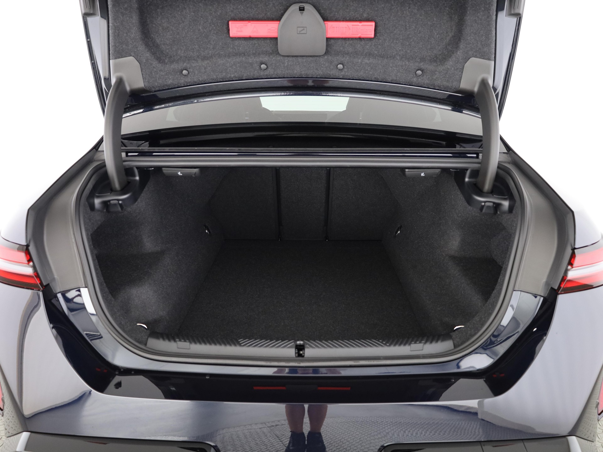 BMW M5 xDrive-image-9