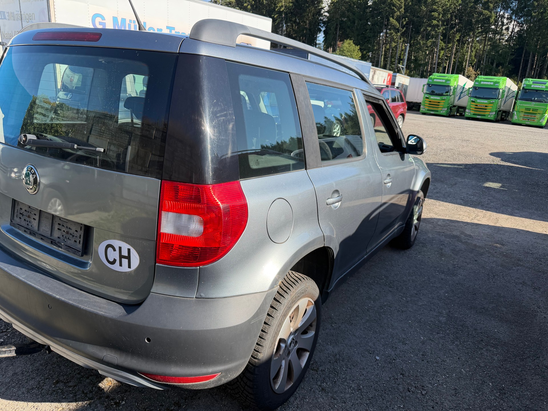 SKODA Yeti 2.0 TDI Ambition 4x4 DSG-image-3