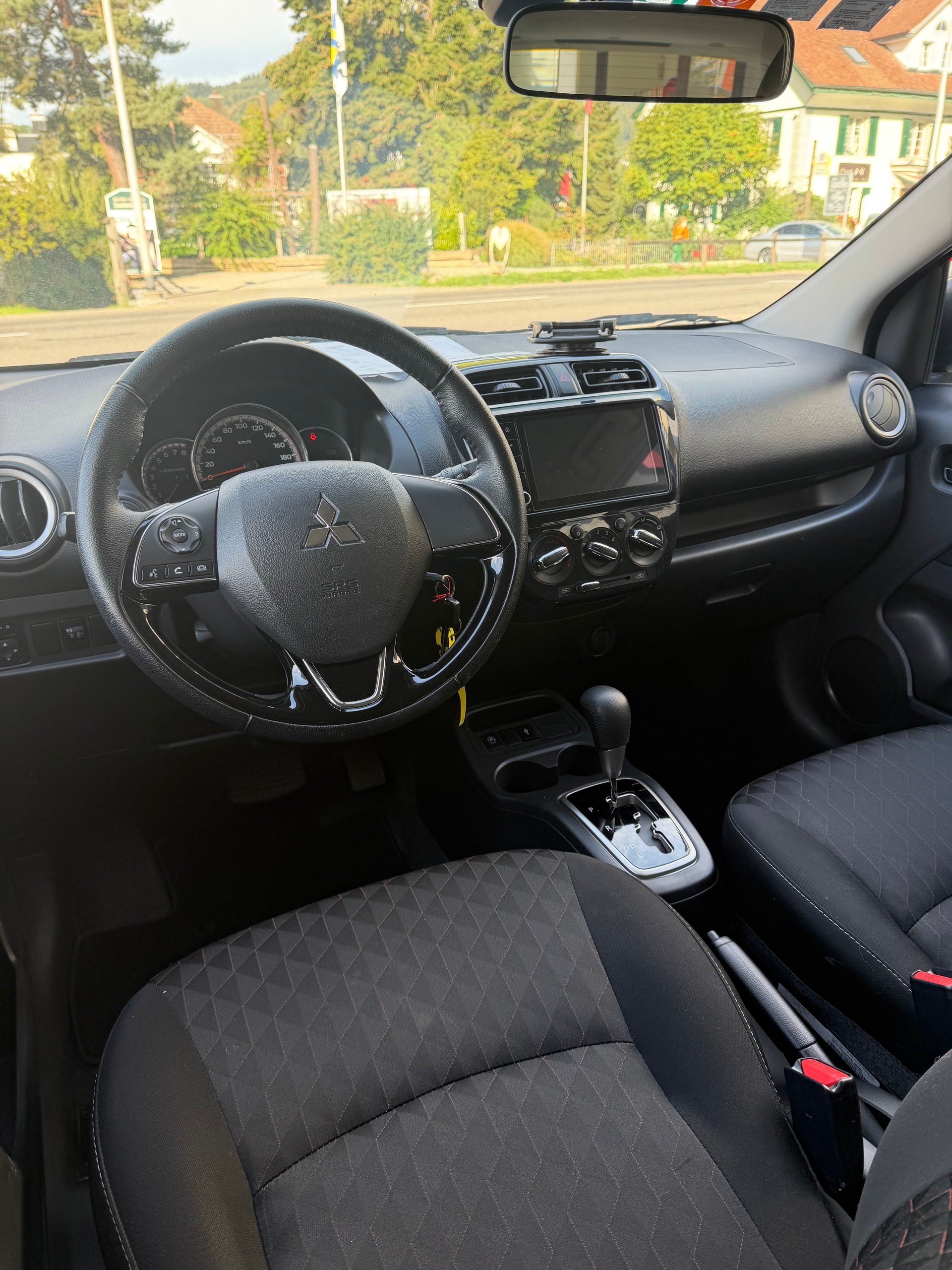 MITSUBISHI Space Star 1.2 CVT Inform-image-9