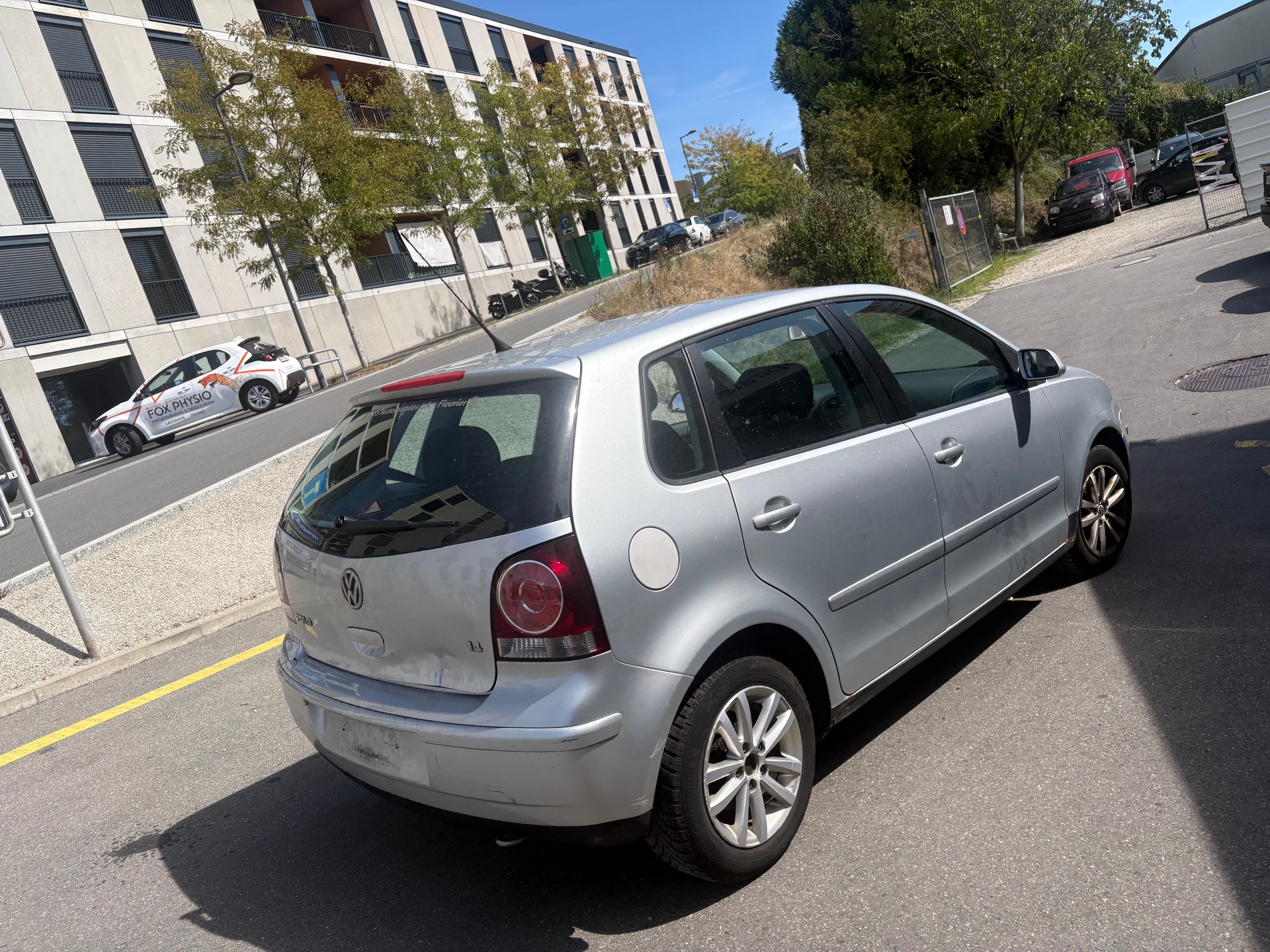 VW Polo 1.4 16V Young&Fresh-image-5