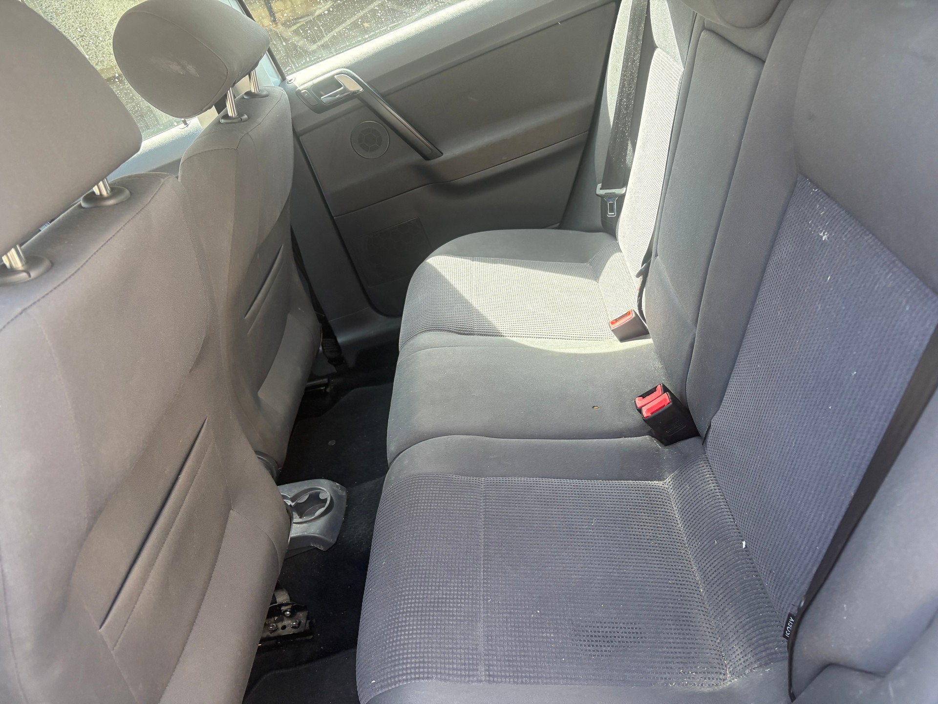 VW Polo 1.4 16V Young&Fresh-image-6
