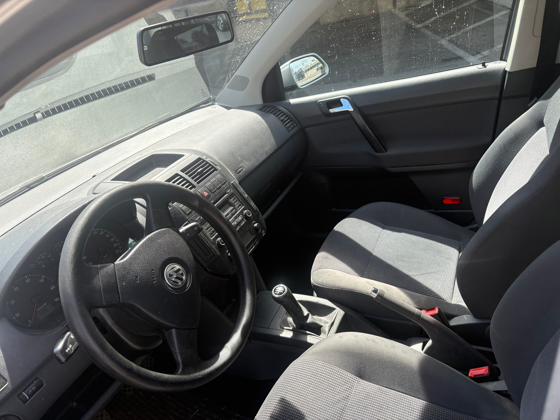 VW Polo 1.4 16V Young&Fresh-image-7