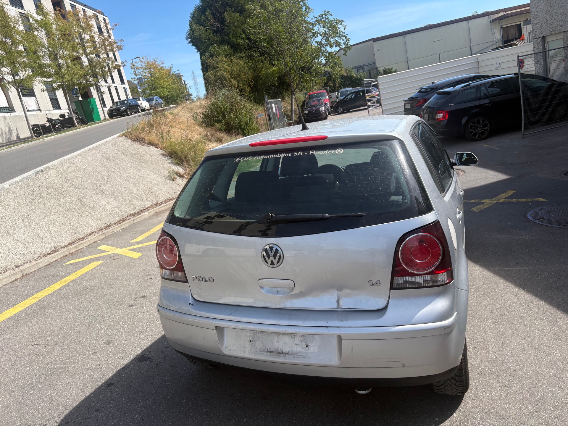 VW Polo 1.4 16V Young&Fresh-image-4