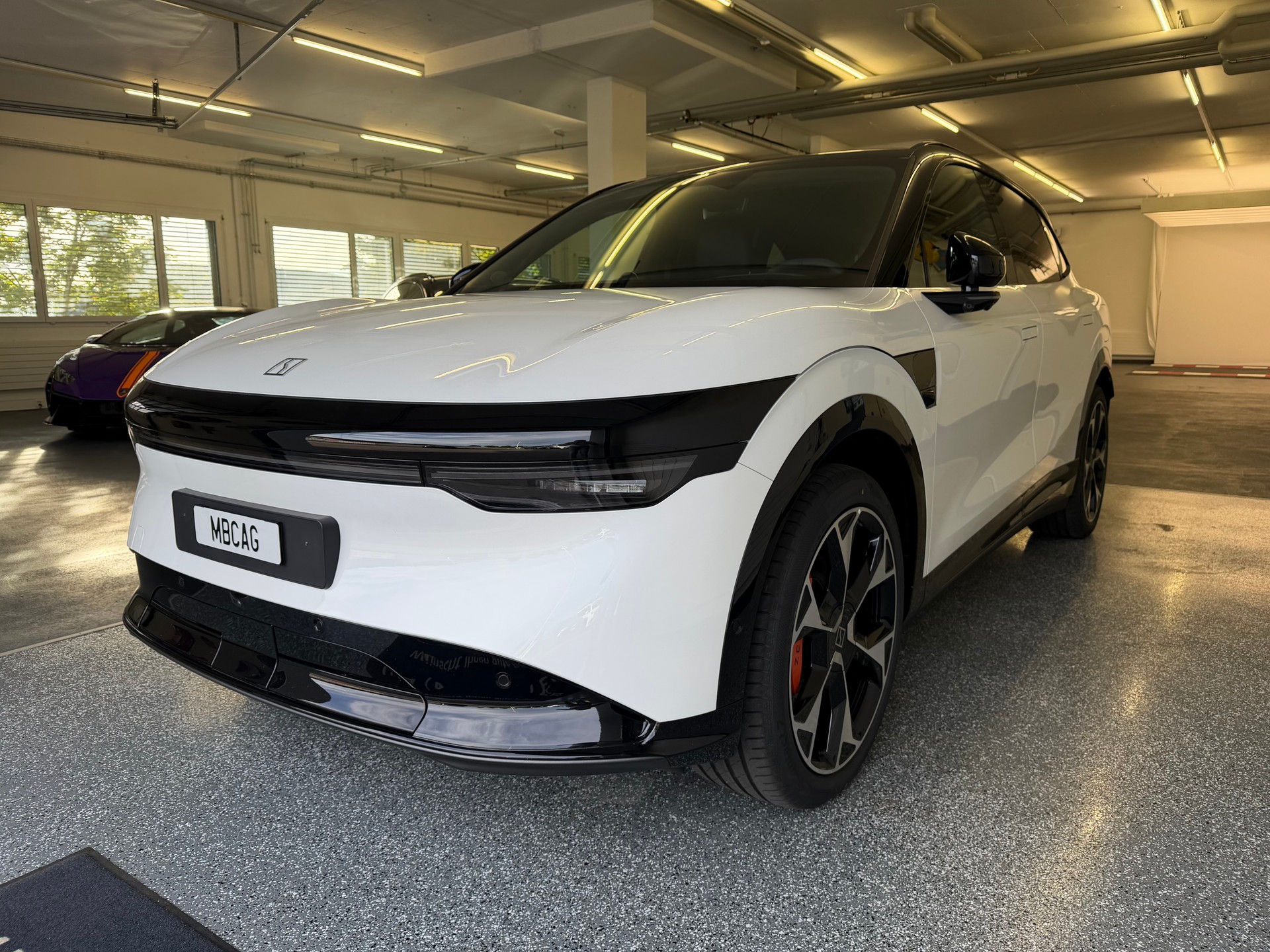 ZEEKR 7X Privilege 100kWh, Comfort & Cockpitpaket, "Crystal White" 10J / 200'000km Werksgarantie AWD-image-3