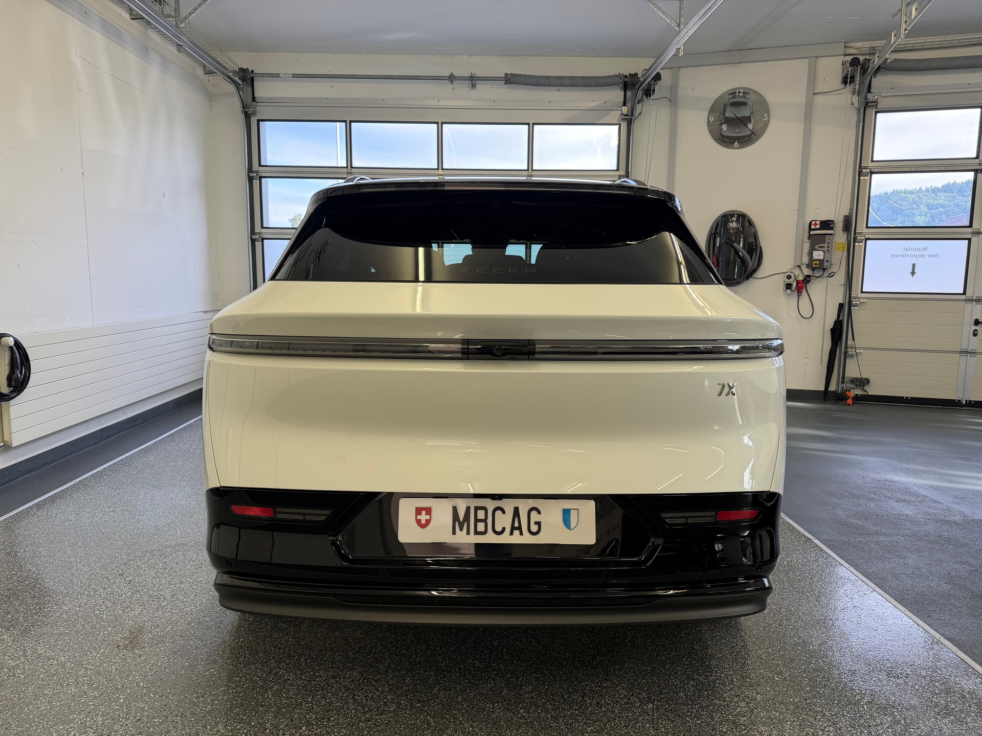 ZEEKR 7X Privilege 100kWh, Comfort & Cockpitpaket, "Crystal White" 10J / 200'000km Werksgarantie AWD-image-7