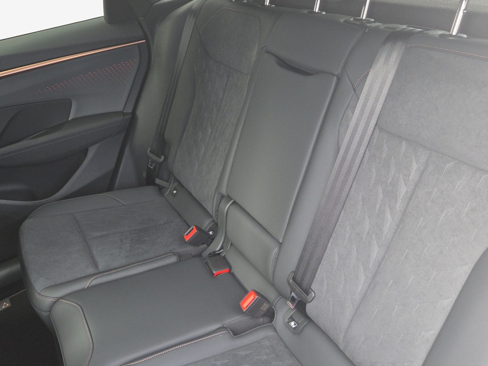 CUPRA Terramar 1.5 eHybrid Prime Edition VZ DSG-image-11