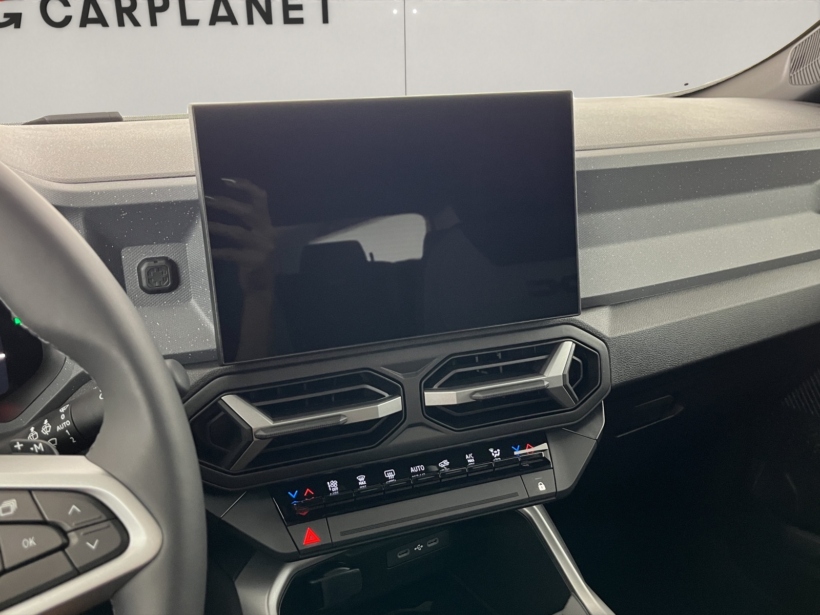 DACIA Bigster 1.2 Hybrid Journey 4WD-image-11