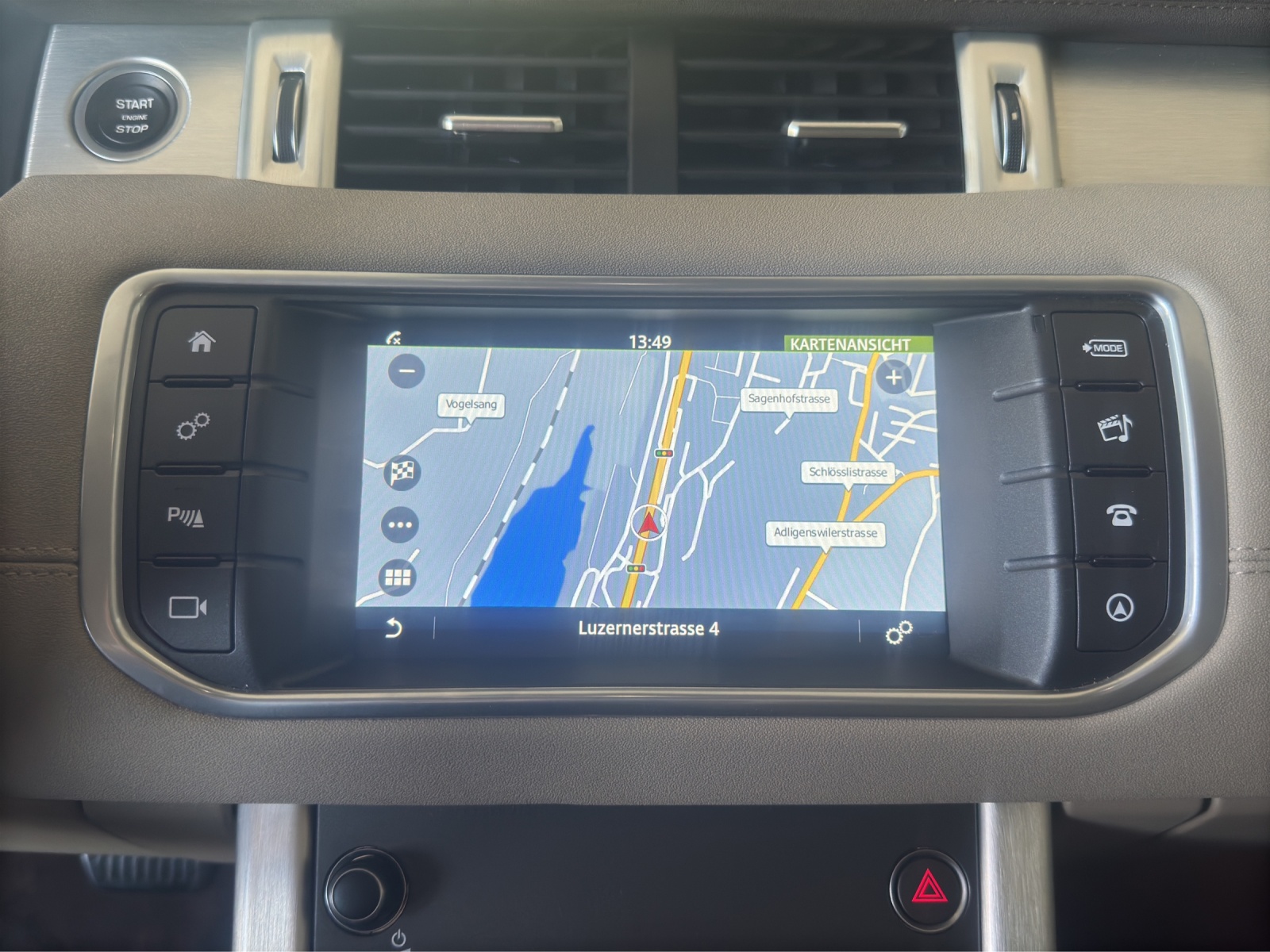 LAND ROVER Range Rover Evoque 2.0 TD4 Advantage-image-12