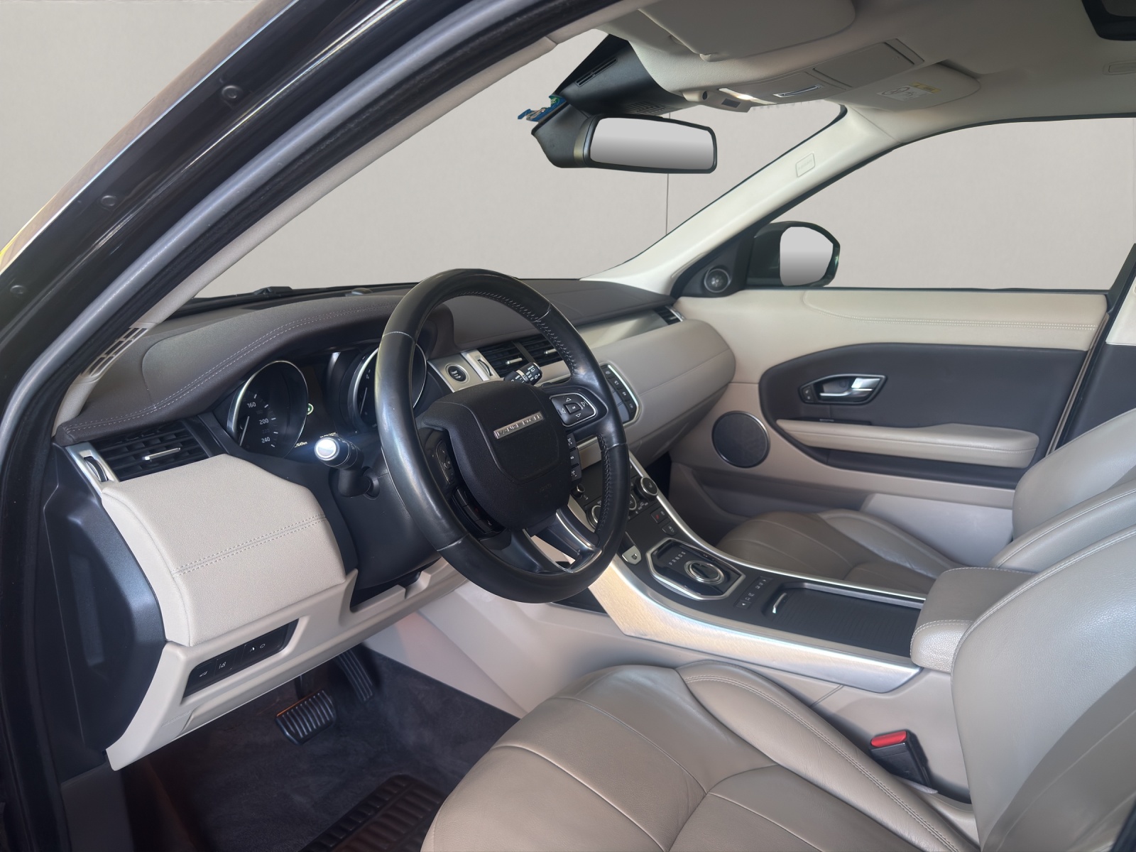 LAND ROVER Range Rover Evoque 2.0 TD4 Advantage-image-4