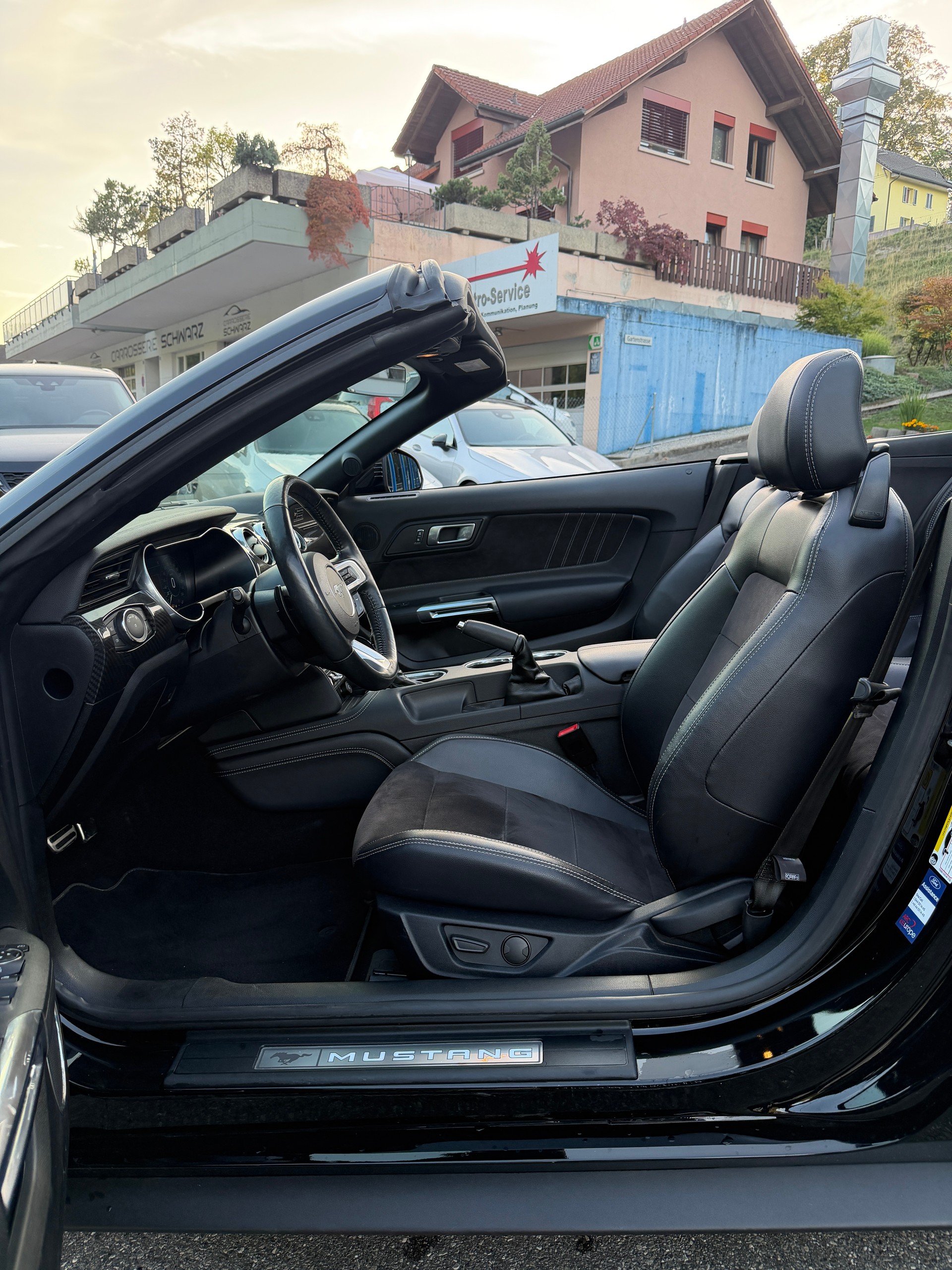 FORD Mustang Convertible 5.0 V8 GT 55 Automat-image-9