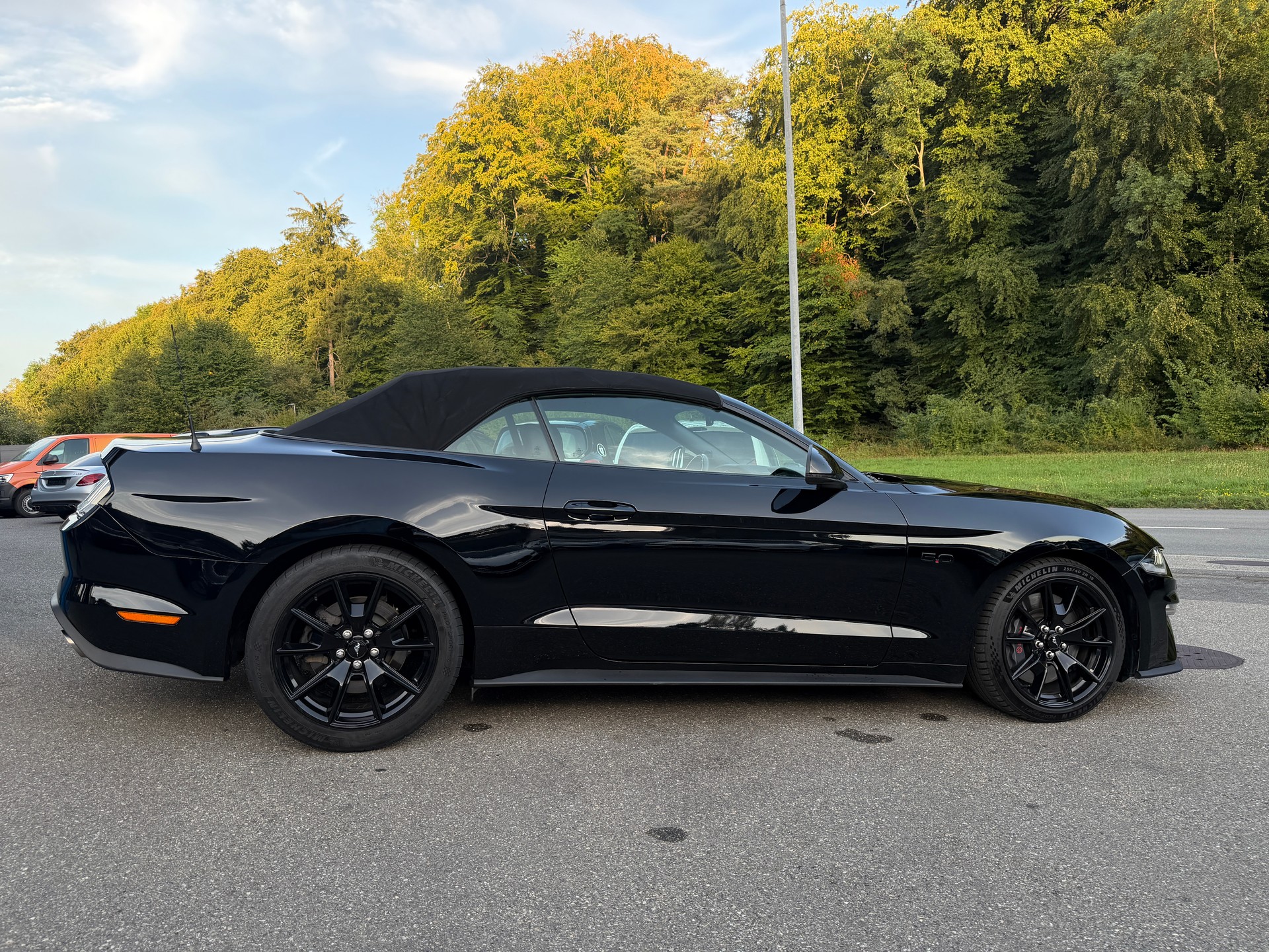 FORD Mustang Convertible 5.0 V8 GT 55 Automat-image-6