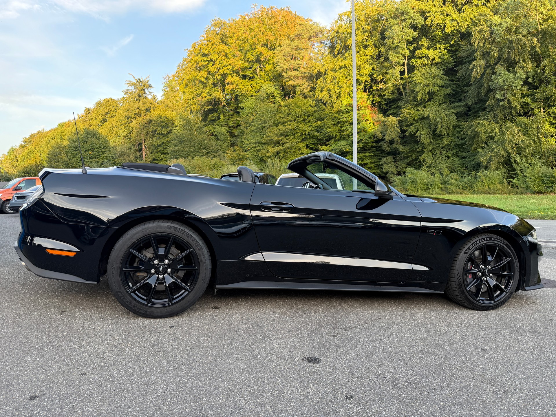 FORD Mustang Convertible 5.0 V8 GT 55 Automat-image-2