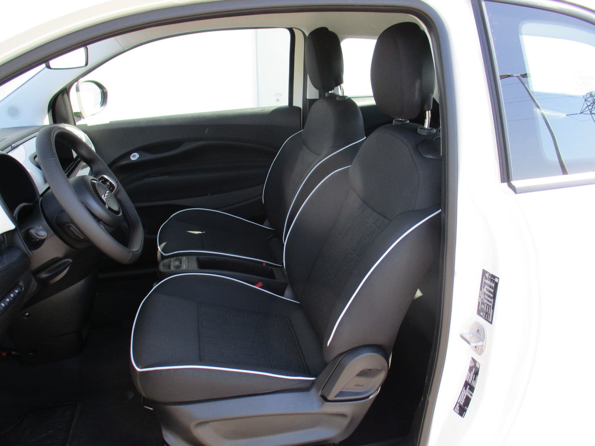 FIAT 500e 87 kW Cult Edition-image-4
