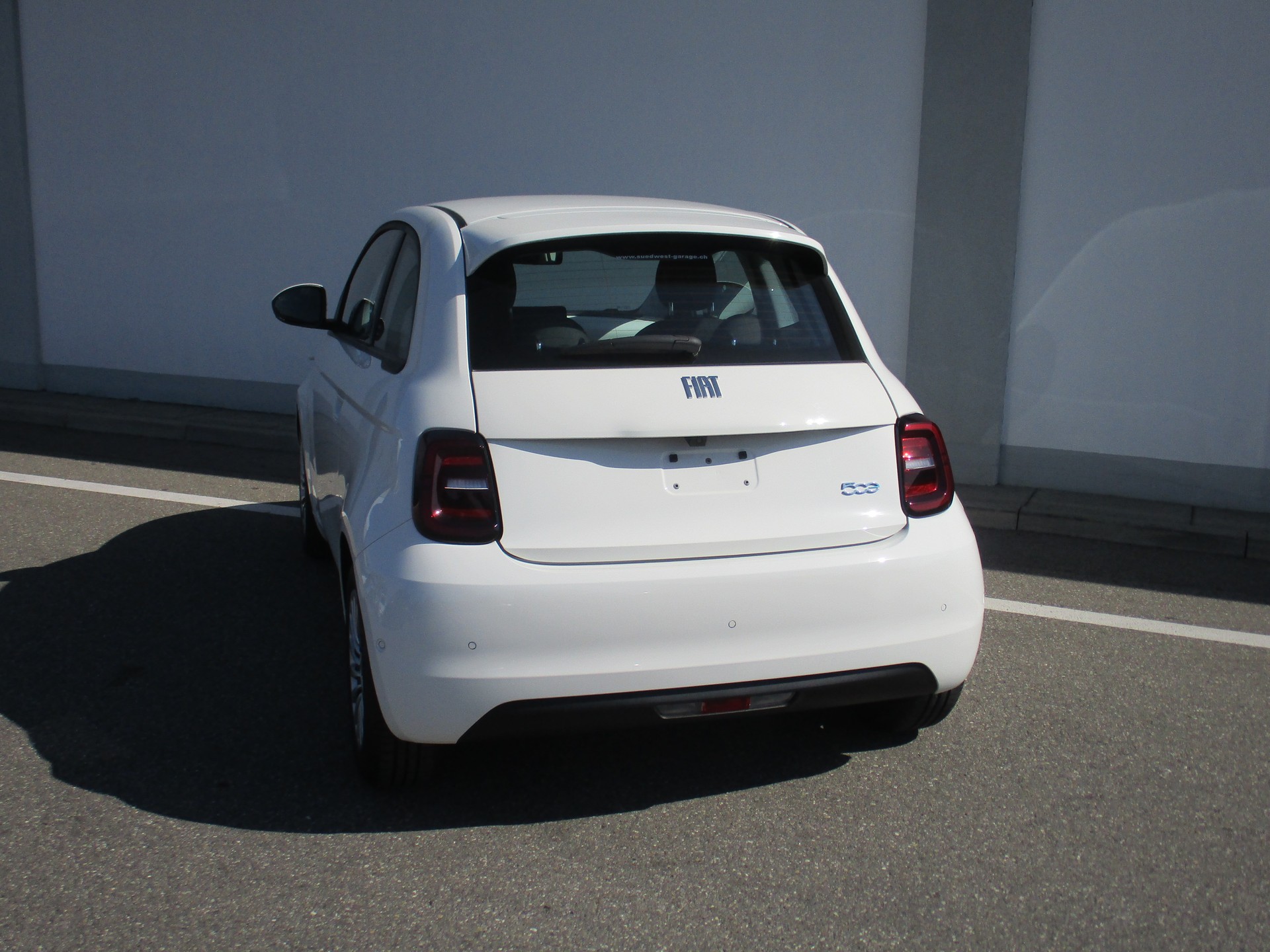 FIAT 500e 87 kW Cult Edition-image-3